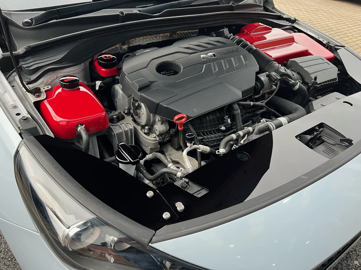 Proform Slam Panel Cover (Plastic Finishes) - Fits Hyundai i30