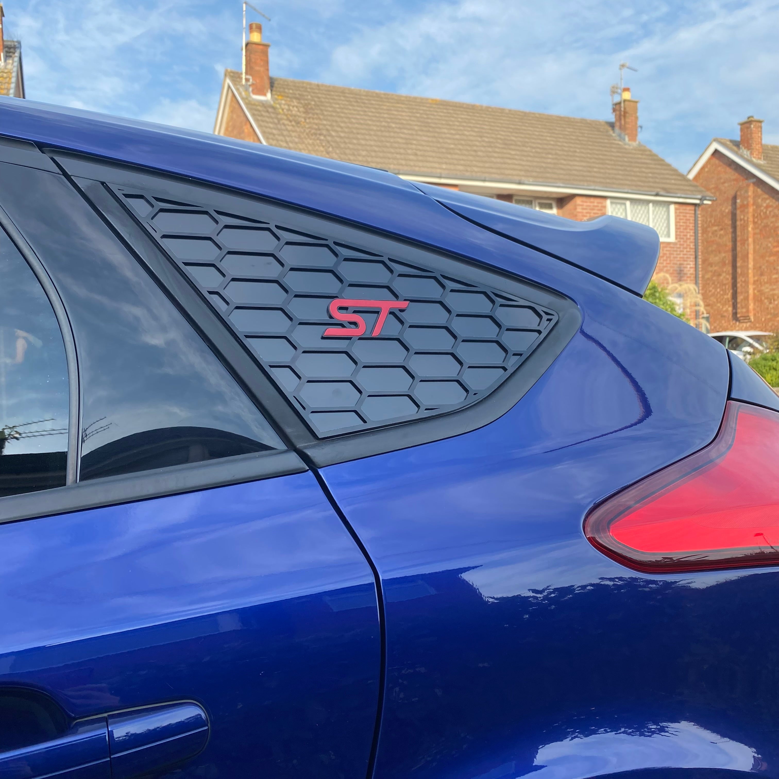 Mk3/3.5 Focus Rear Quarter Window Inserts (Pair)