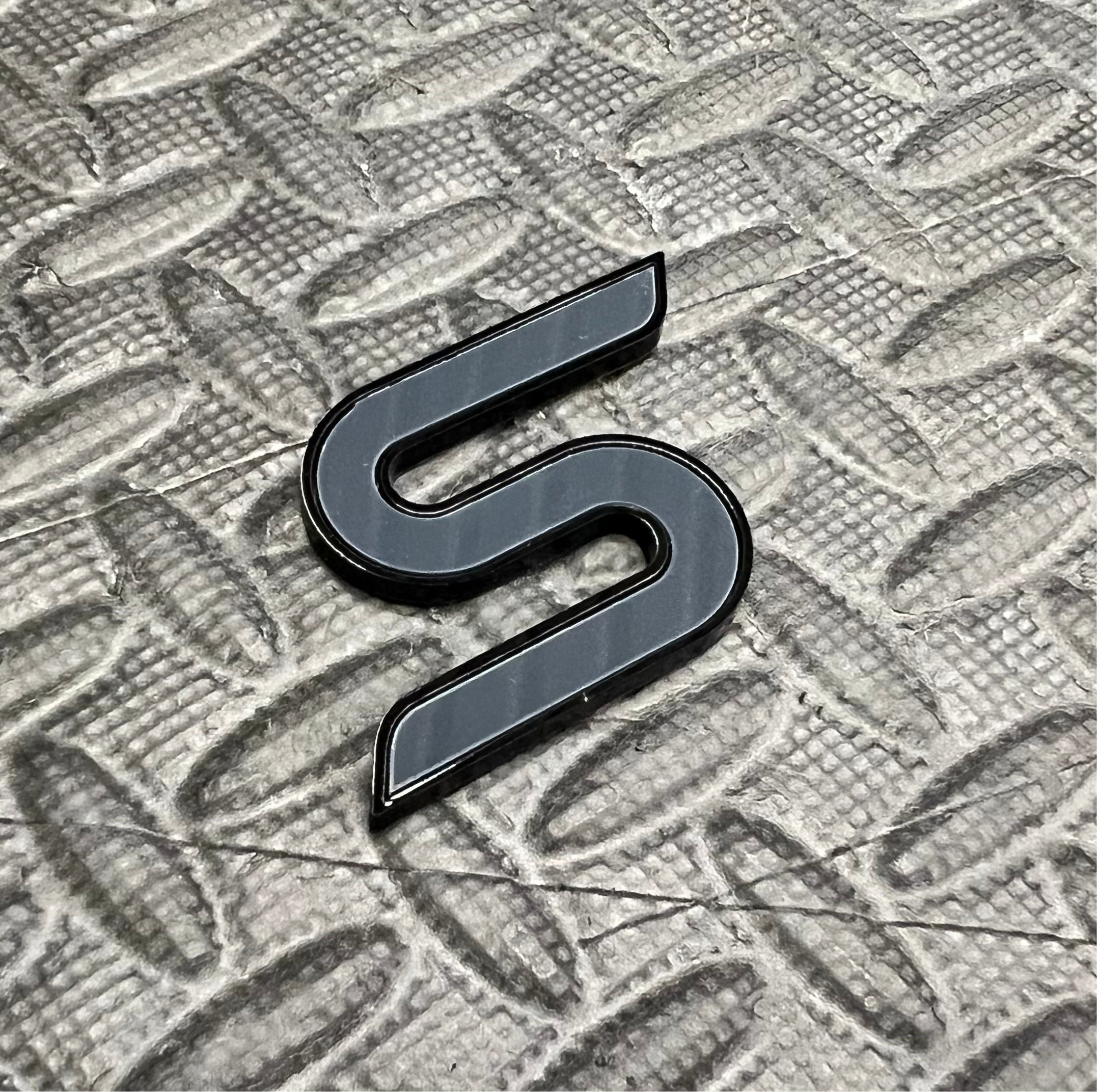 S (Zetec S) Badge Plate