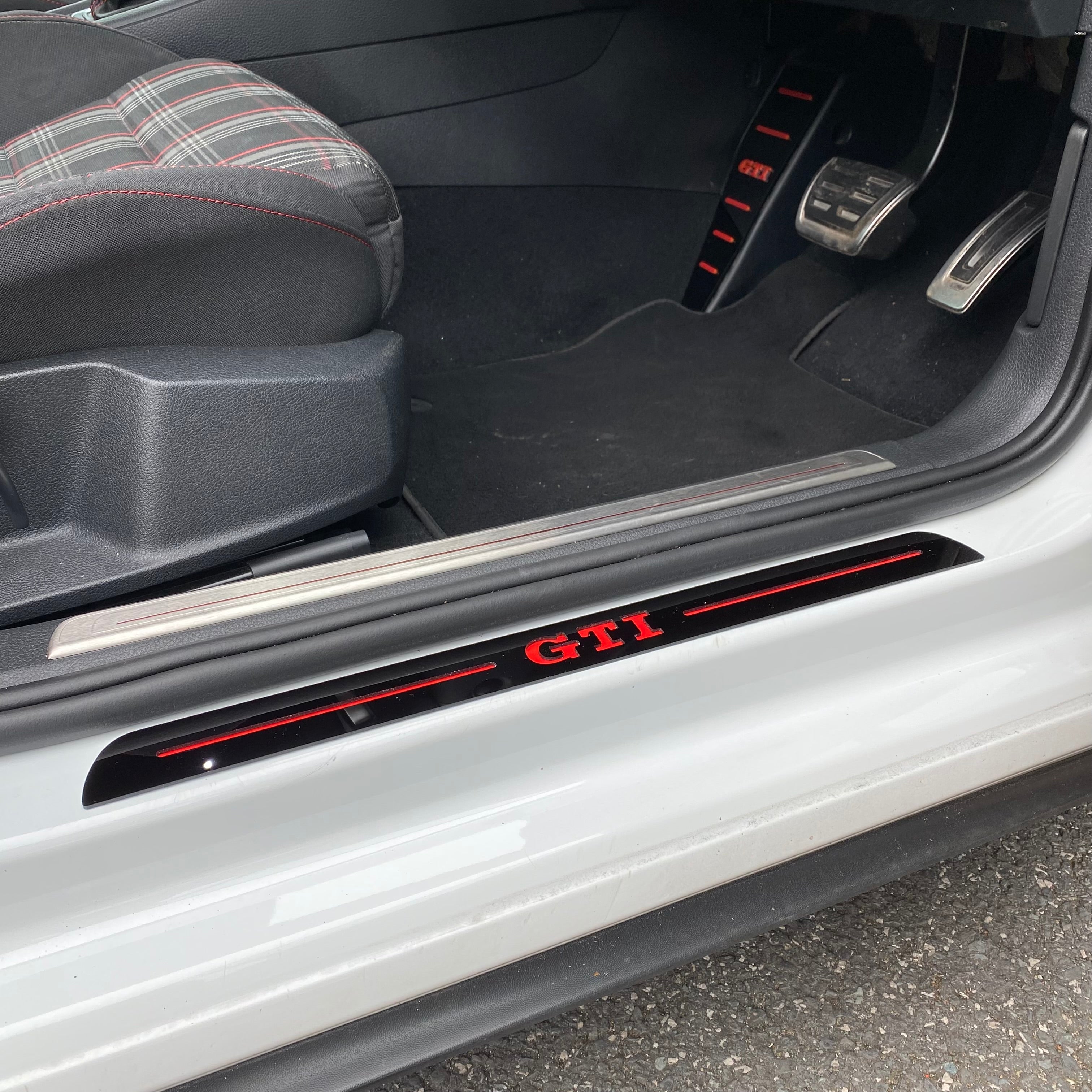 Mk7/7.5 Golf GTI (5 Door) Door Sill Strip Plate Set