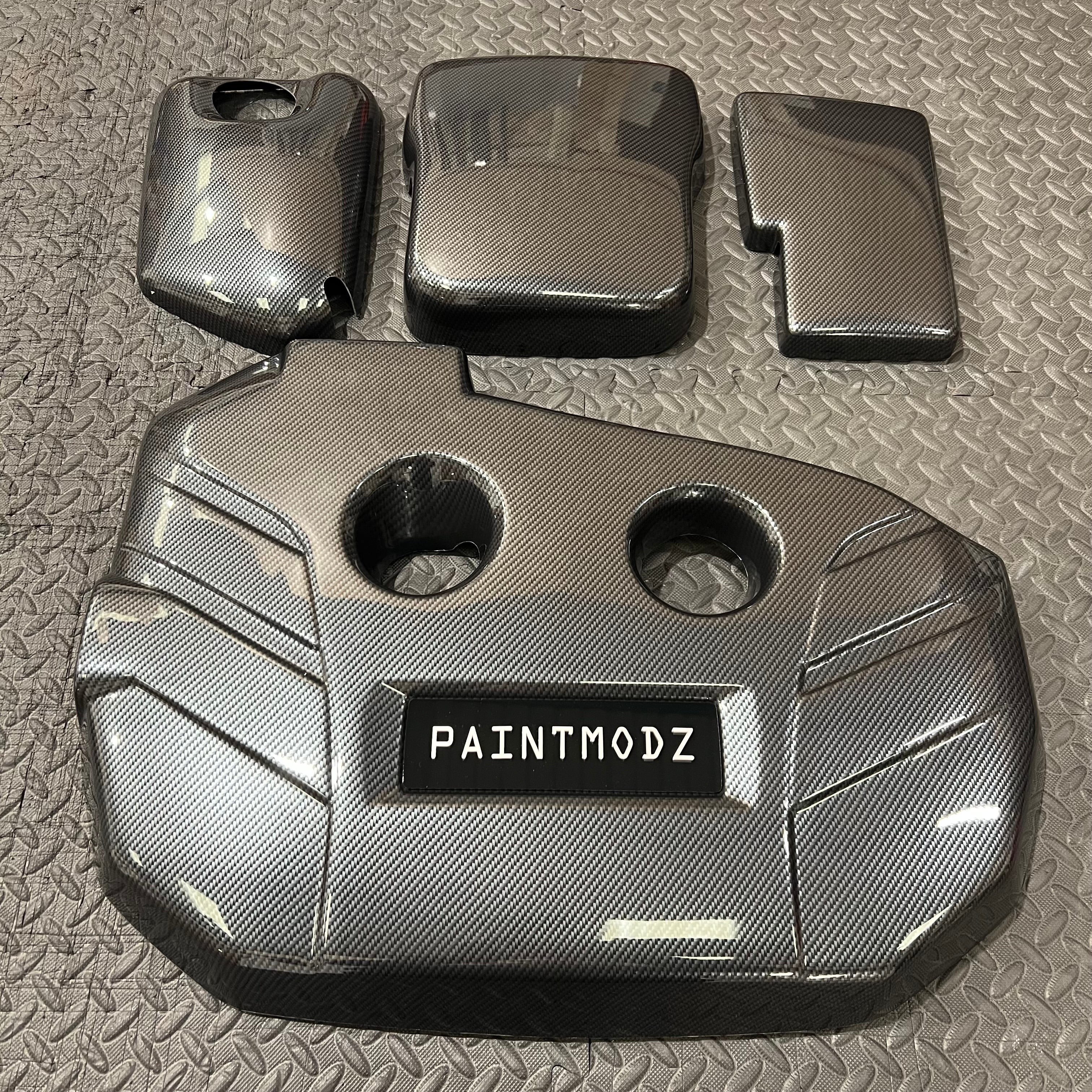 Proform Small Engine Bay Dress Up Bundle - Mk3.5 Focus RS Deluxe Carbon Fibre Effect Plastic - White/Gloss Black Badge