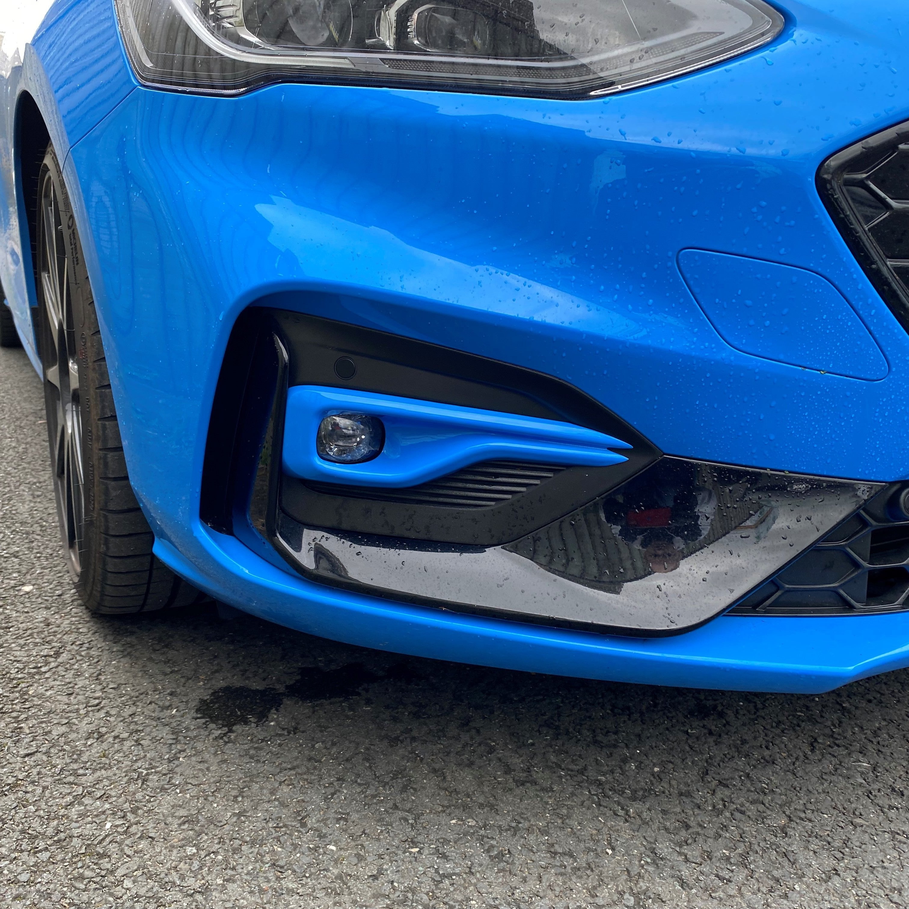 Fog Light Trims Painted/ Hydrodipped - Ford Focus MK4 ST/ ST-Line