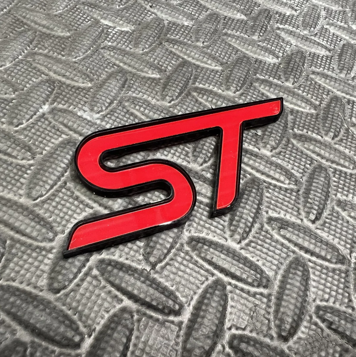 Proform Engine Cover Badge Plates With 3D Logo - Mk3/3.5 Focus ST