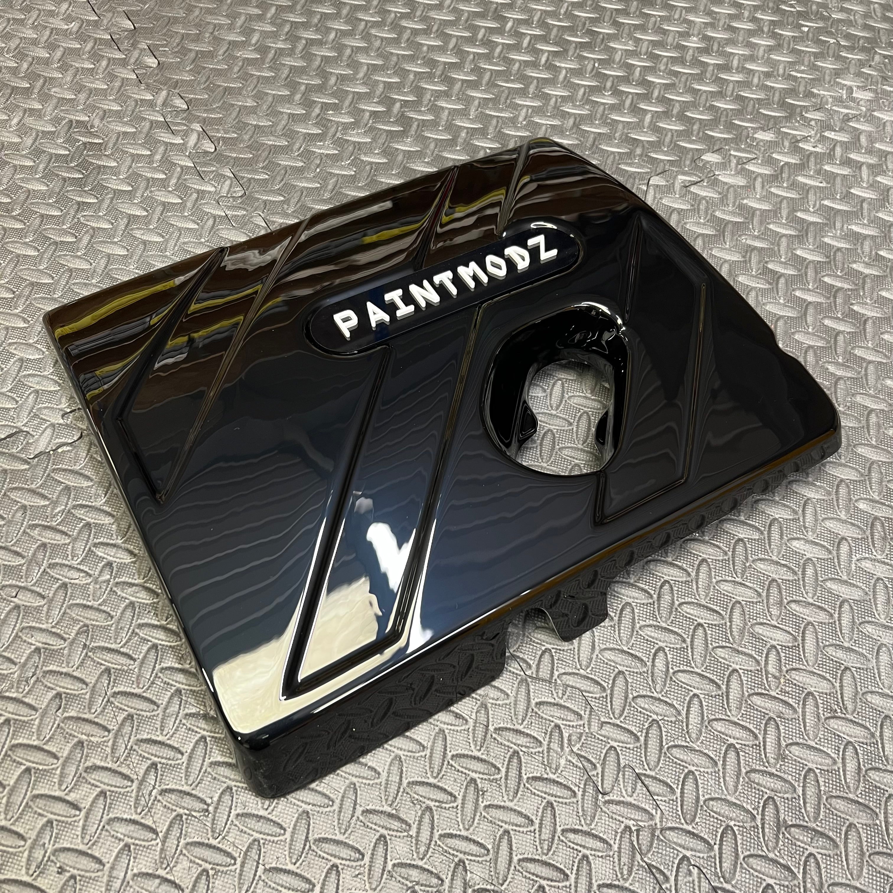 Proform Engine Cover - MK8/8.5 Fiesta ST & Mk2 Puma ST - Gloss Black Plastic With White/Gloss Black Badge Plate