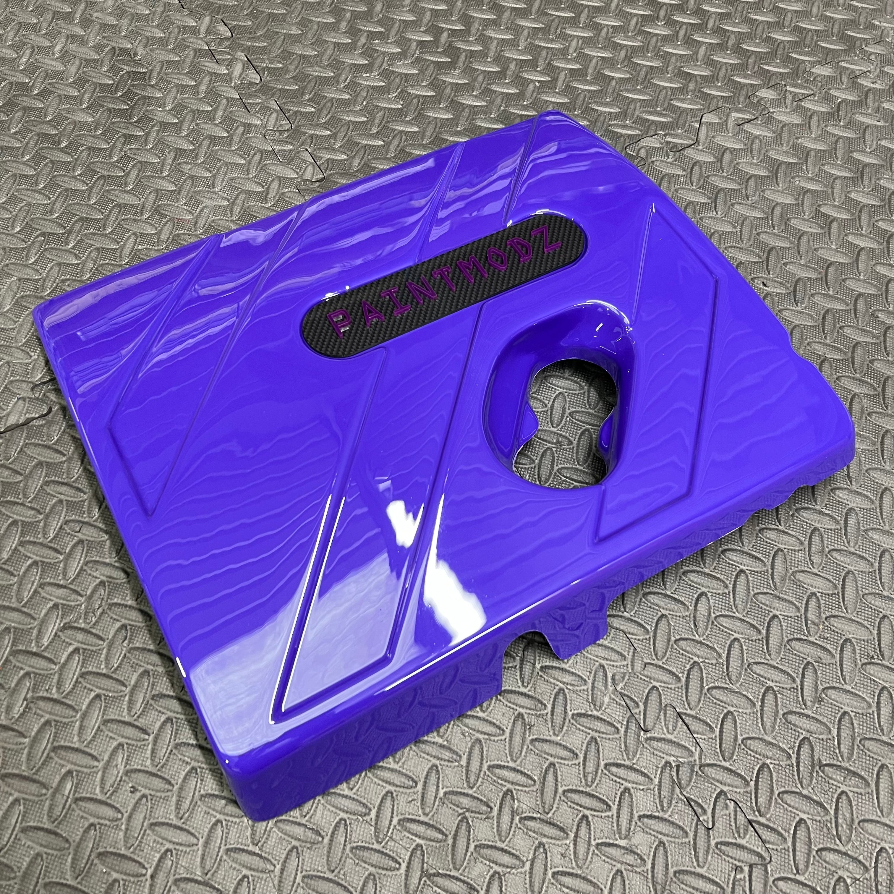 Proform Engine Cover - MK8/8.5 Fiesta ST & Mk2 Puma ST - Gloss Purple Plastic With Dark Purple/Deluxe Carbon Fibre Effect Badge Plate
