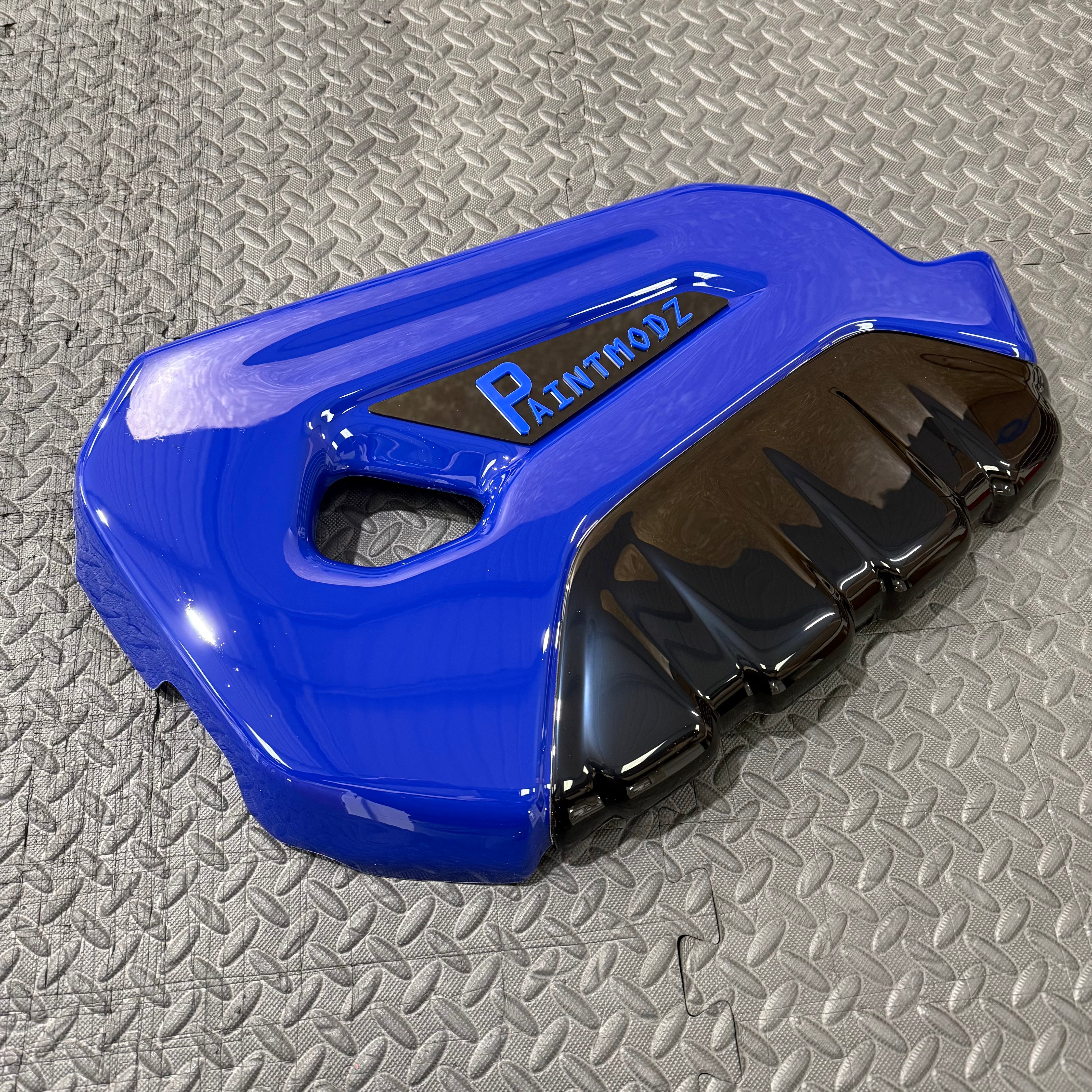 Proform Engine Cover - Mk7.5 Fiesta ST180 ST200 - Gloss Blue With Gloss Black Front - Medium Blue/Gloss Black Badge