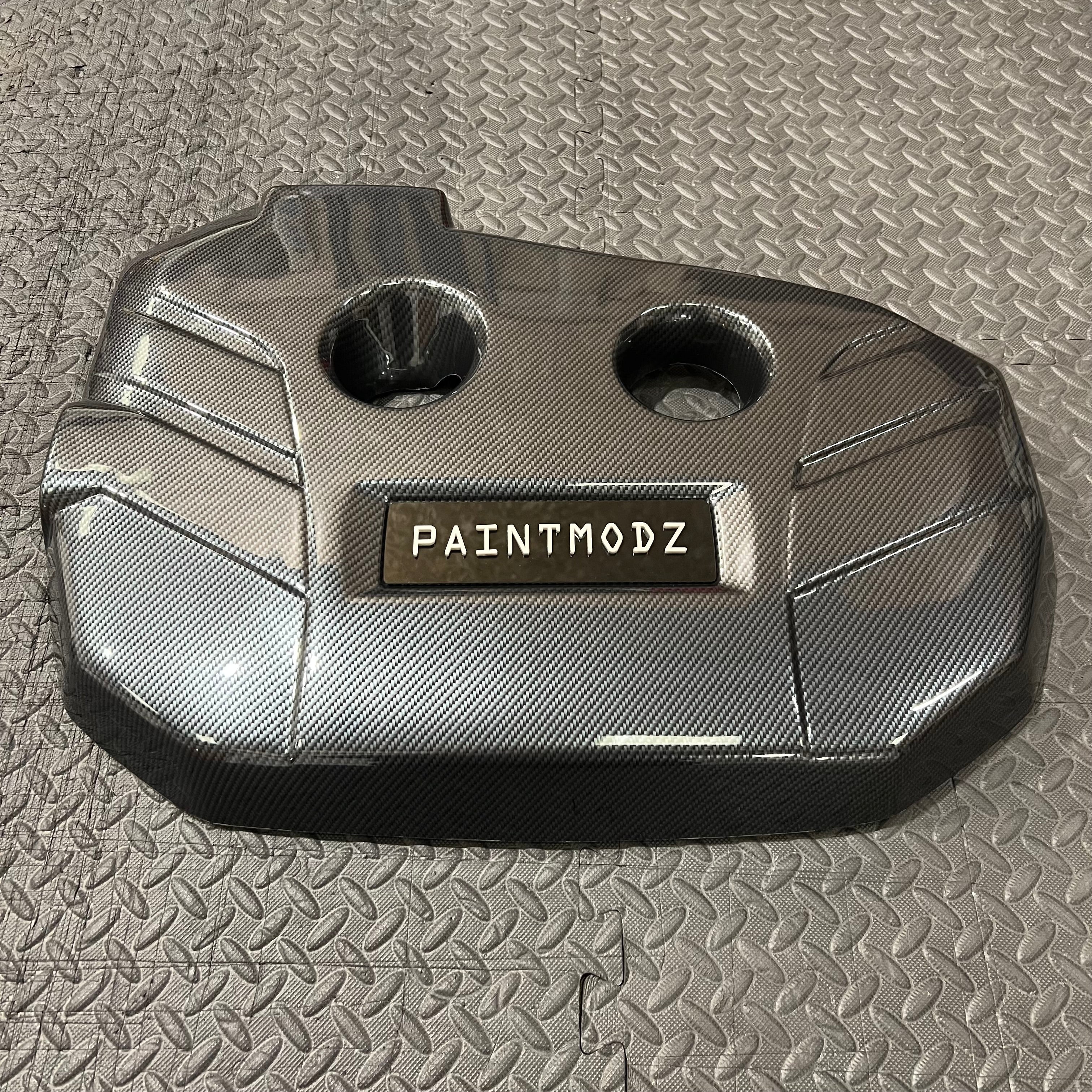 Proform Engine Cover - Mk3.5 Focus RS Deluxe Carbon Fibre Effect Plastic - White/Gloss Black Badge