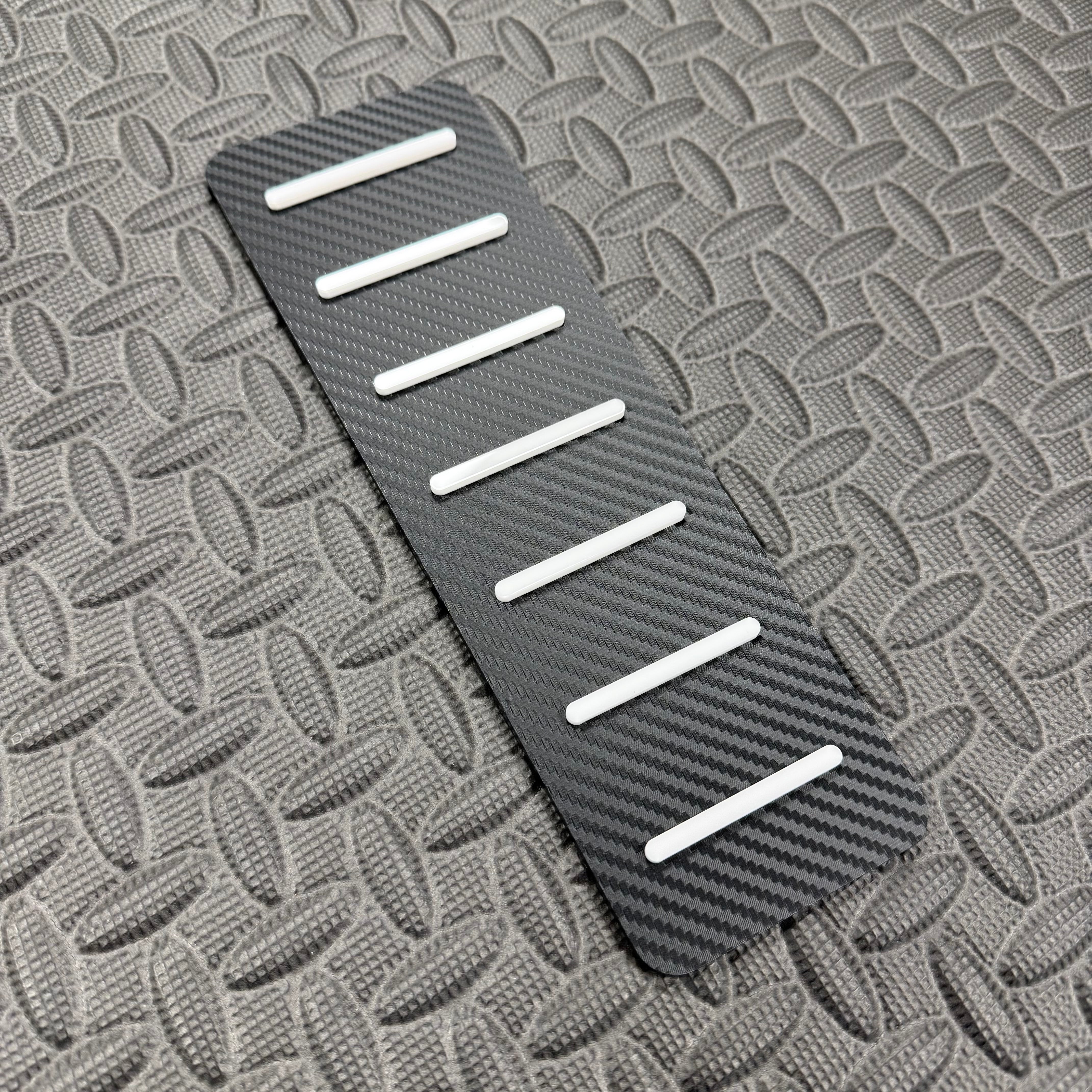 Proform Mk3/3.5 Focus Dead Pedal / Foot Rest Plate, White Detail, Carbon Fibre Effect Back Plate