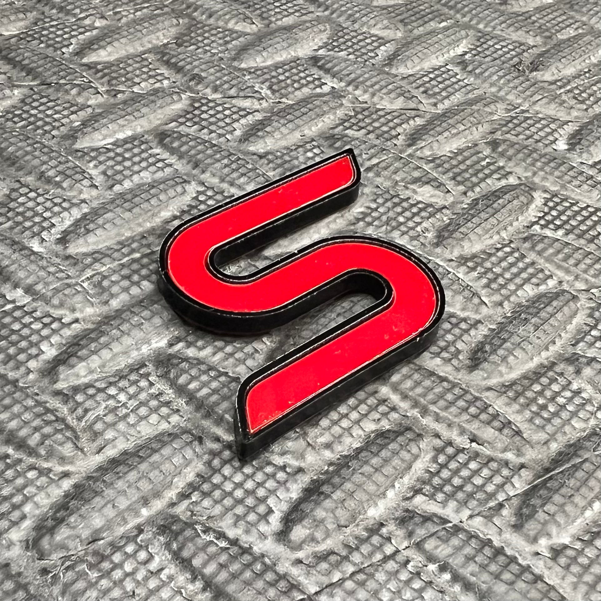 S (Zetec S) Badge Plate