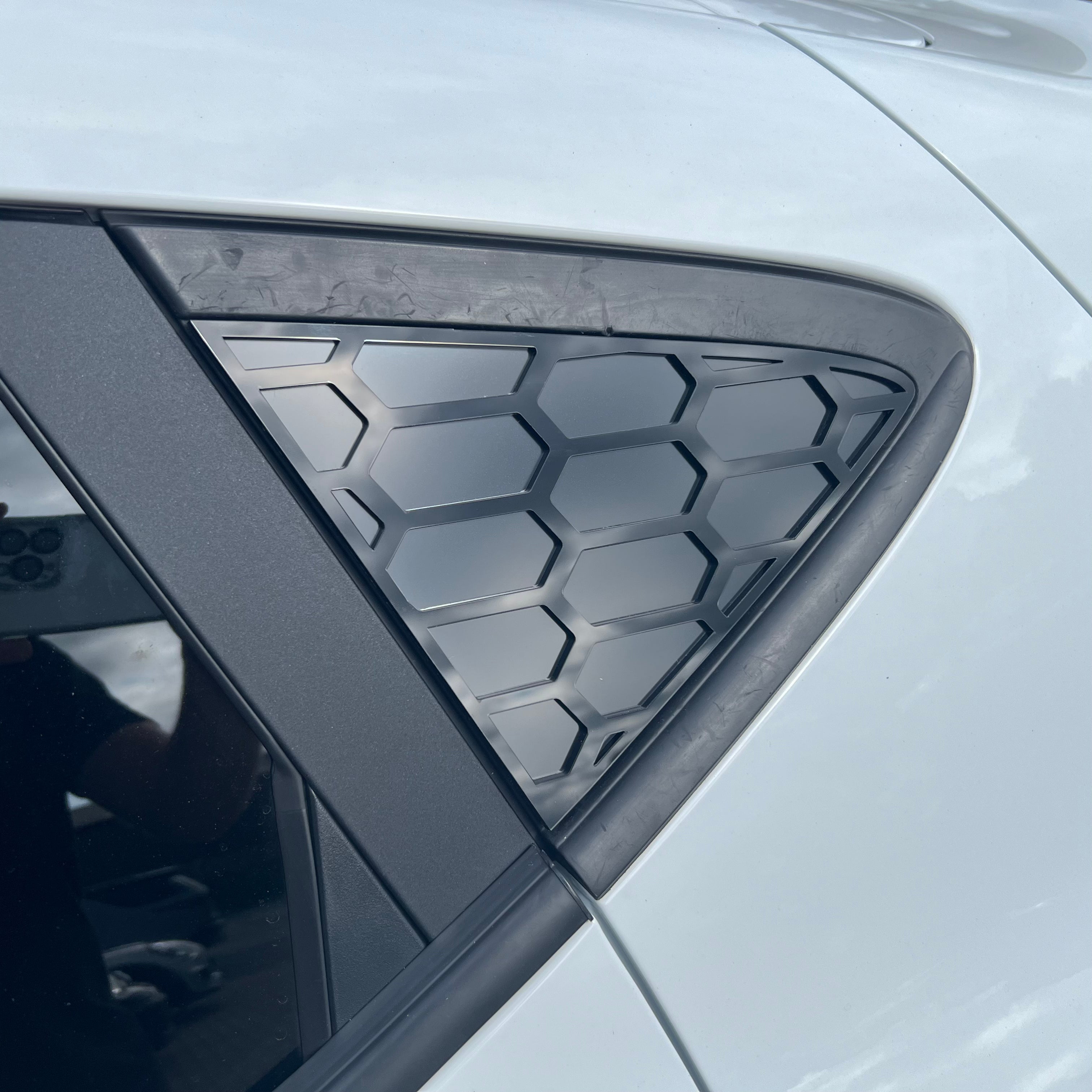 Mk8/8.5 Fiesta Acrylic Rear Window Inserts (Pair)