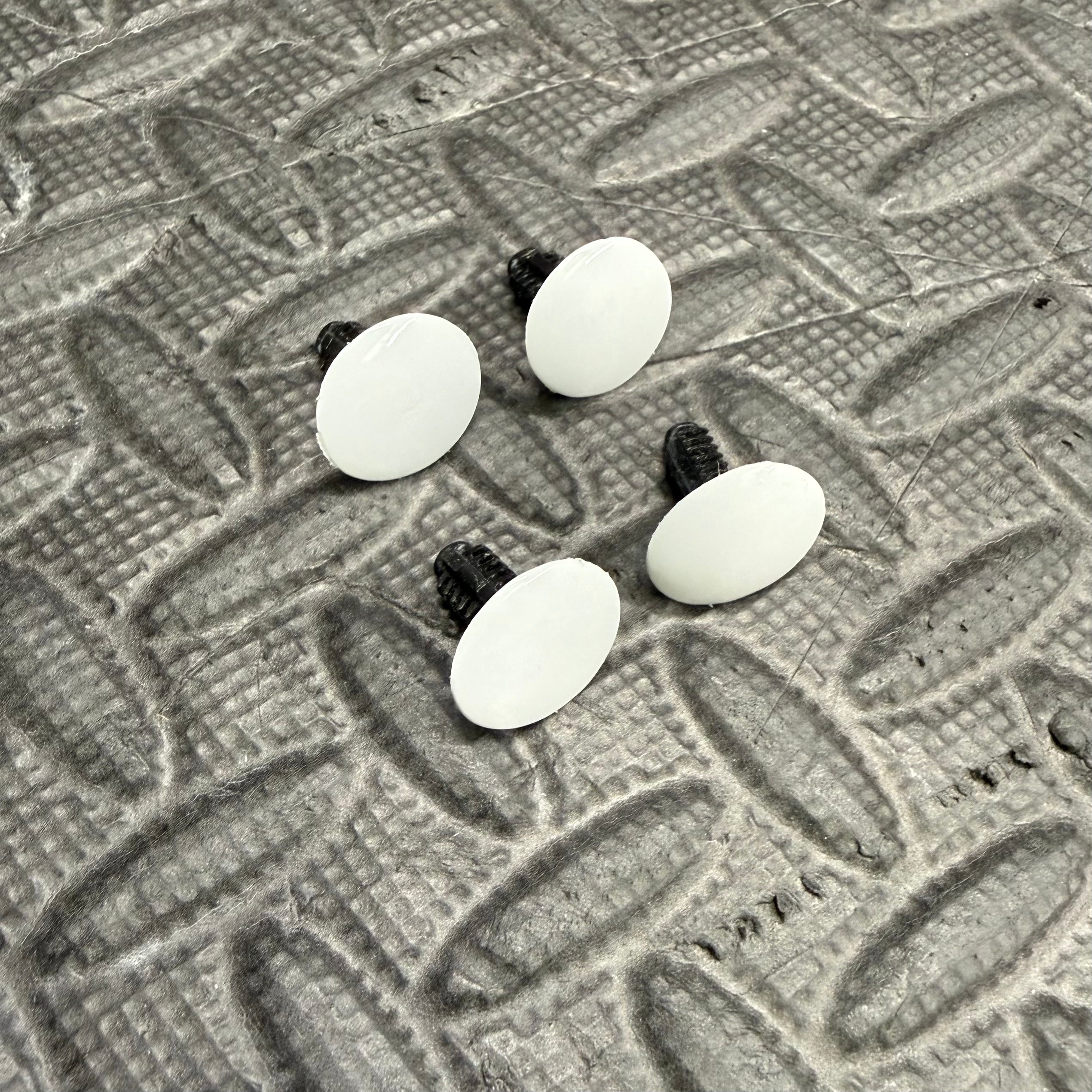 Slam Panel Push Screws (x4) - Mk3.5 Focus - Painted Frozen White