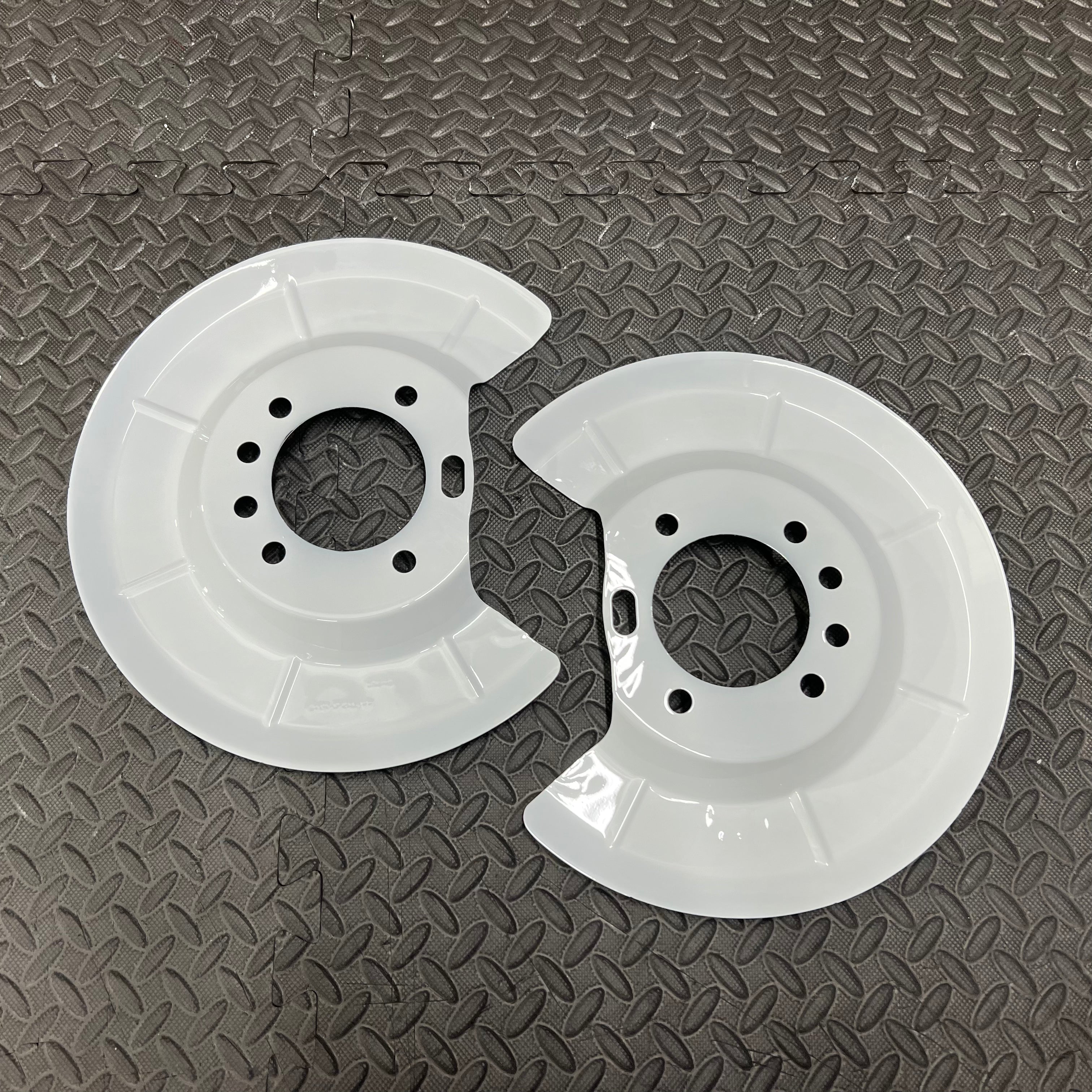 Ace Car Parts Rear Brake Disc Dust Shields For Ford Focus Mk2 2004-2012 – Pair, Black Steel