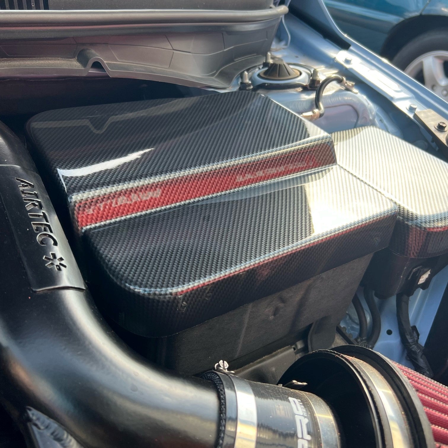 Proform Battery Cover - Fits Hyundai i20 inc N & N Line - Deluxe Carbon Fibre Effect Plastic