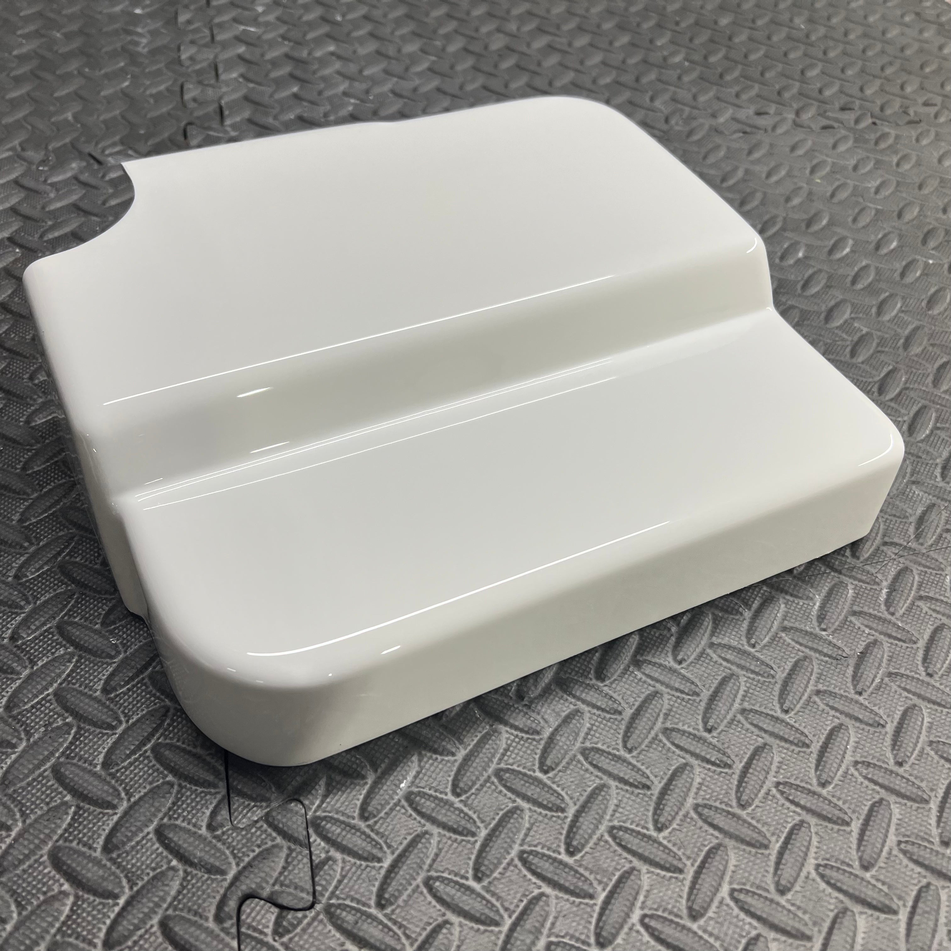 Proform Battery Cover (Plastic Finishes) - Fits Hyundai i20 inc N & N Line - Left Hand Drive - Gloss White Plastic