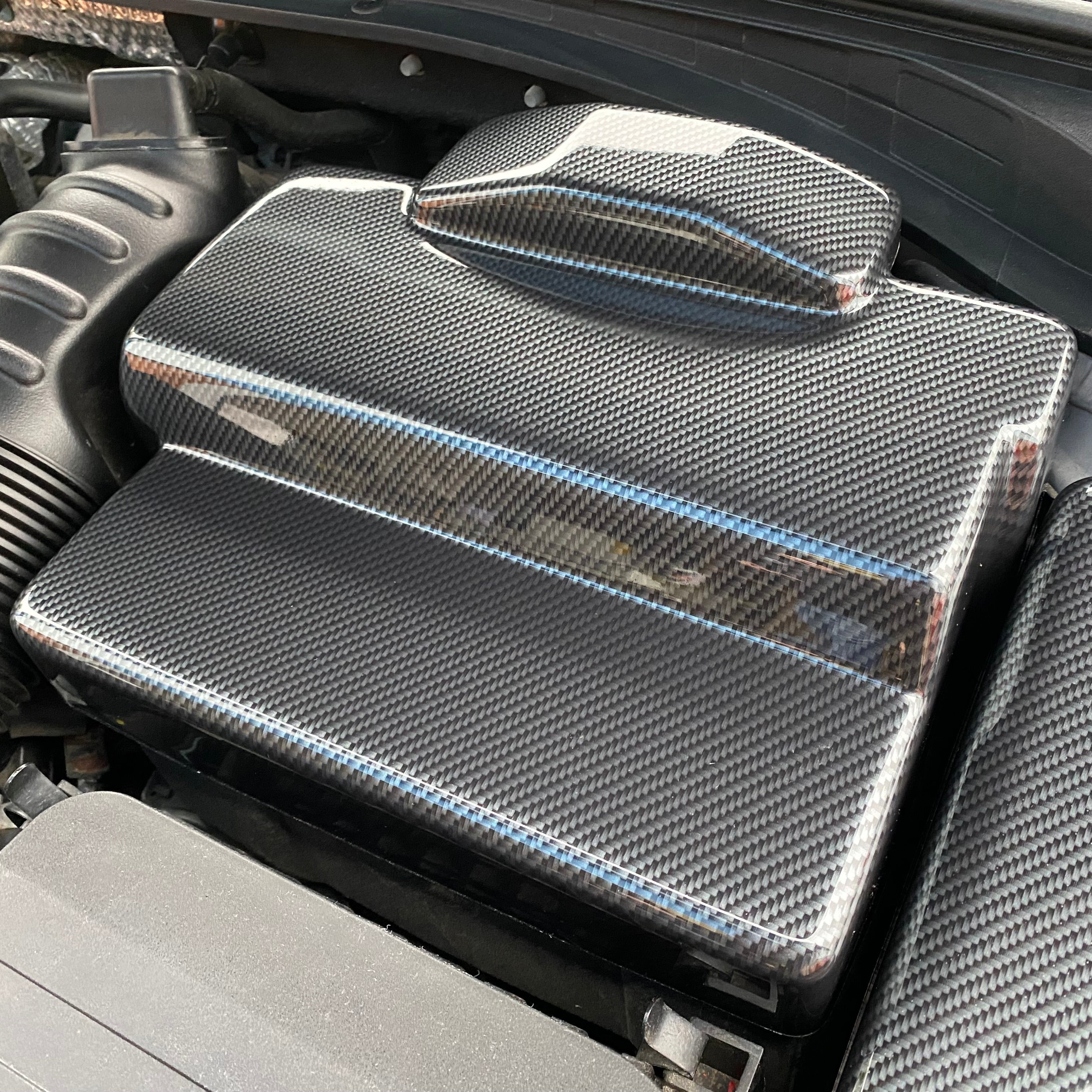 Proform Battery Cover (Plastic Finishes) - Fits Hyundai i30 / Kona N / Veloster N - Deluxe Carbon Fibre Effect Plastic
