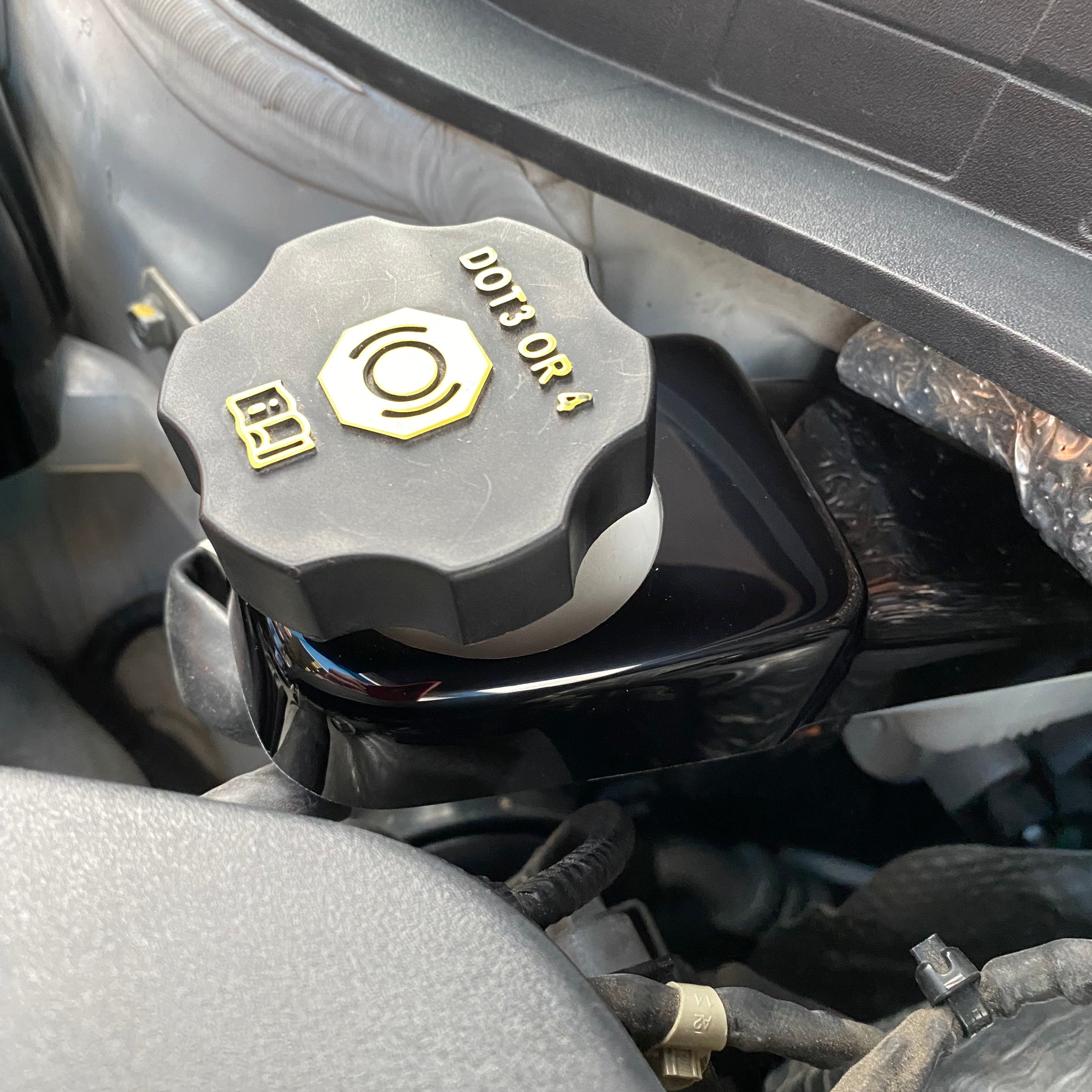 Proform Brake Reservoir Cover - Fits Hyundai i30/Kona N - Gloss Black Plastic
