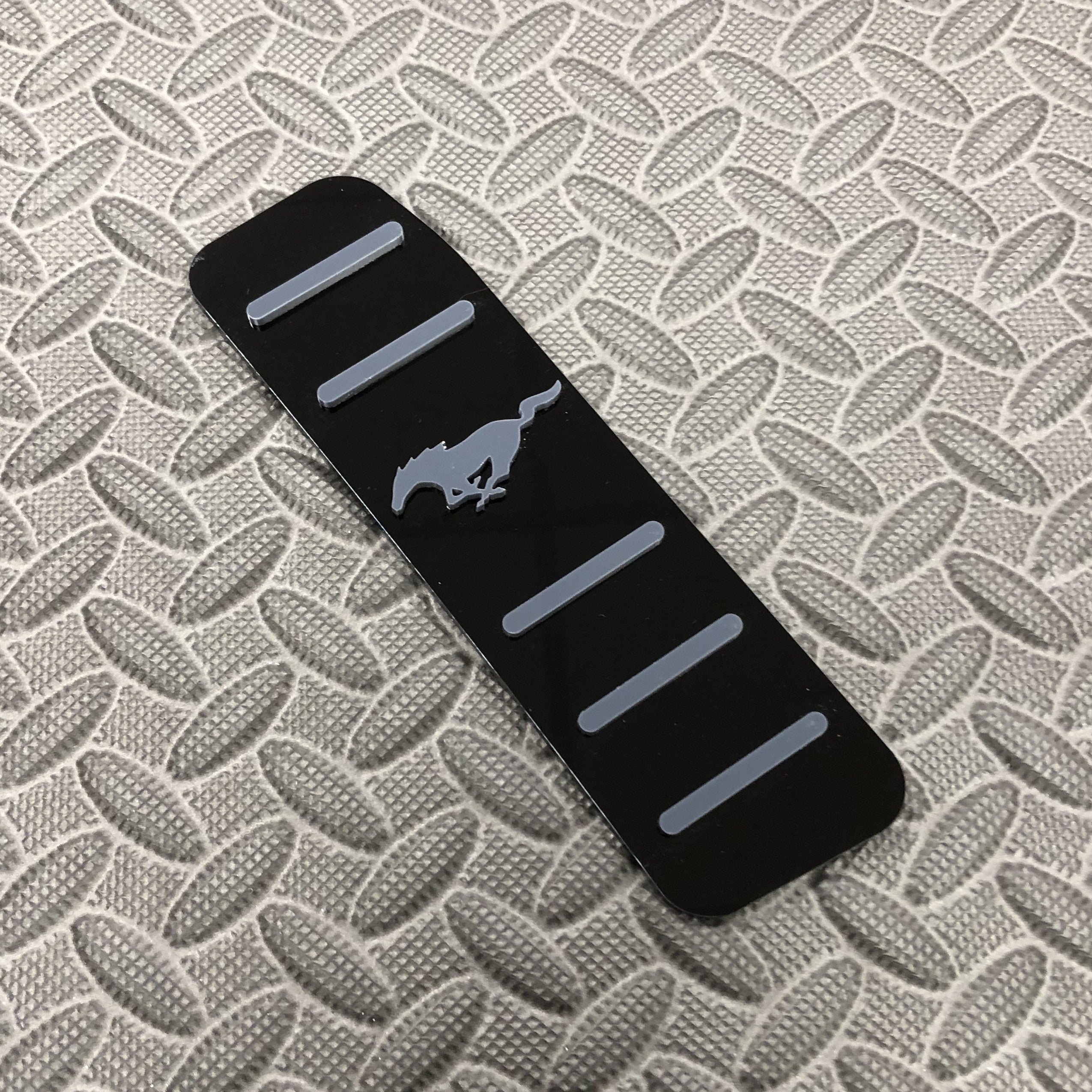 Mustang (6. Generation) Totpedal/Fußrastenplatte (4D-Acryl)
