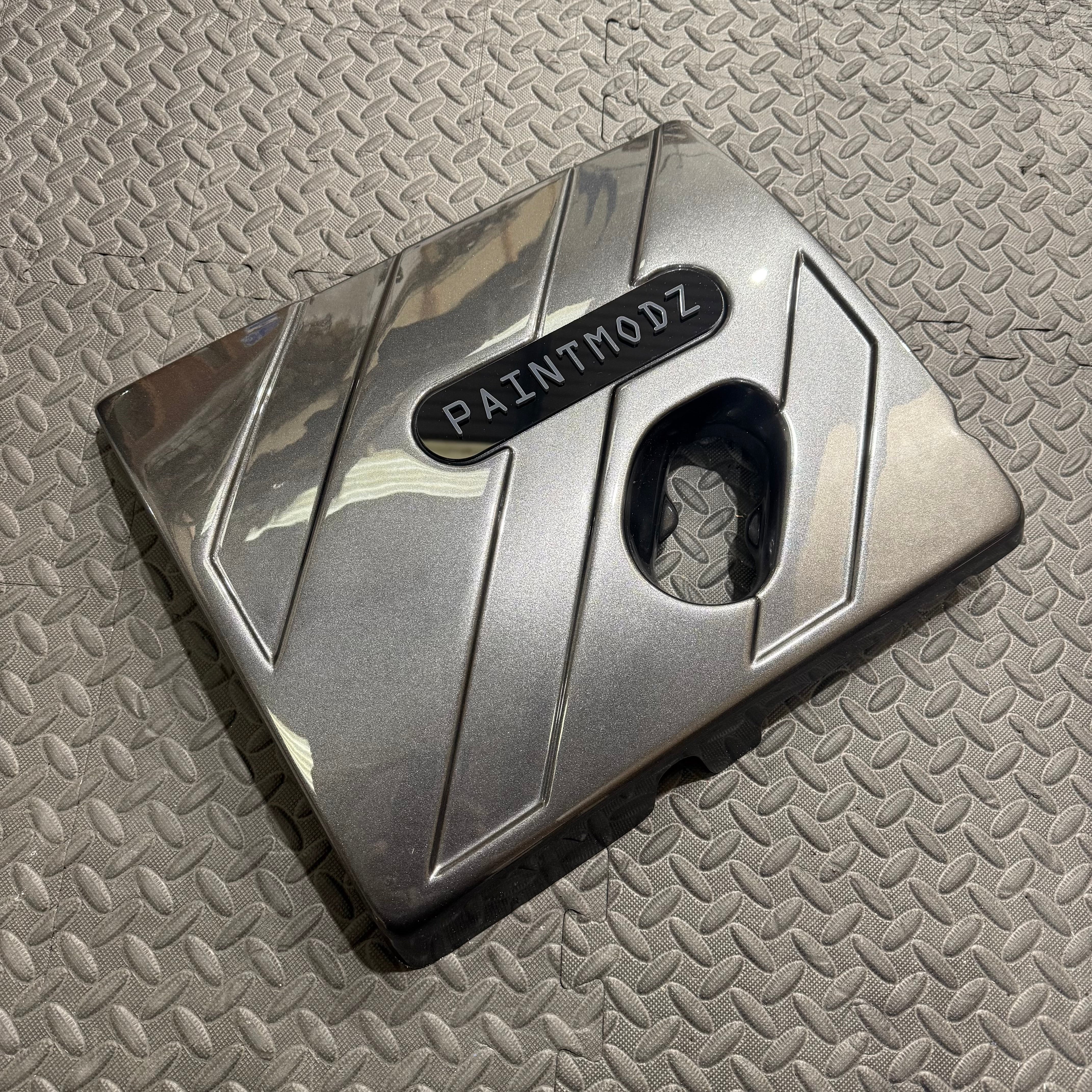 Proform Engine Cover - MK8/8.5 Fiesta ST / Mk2 Puma ST, Painted Magnetic Grey with Dark Grey/Gloss Black Badge