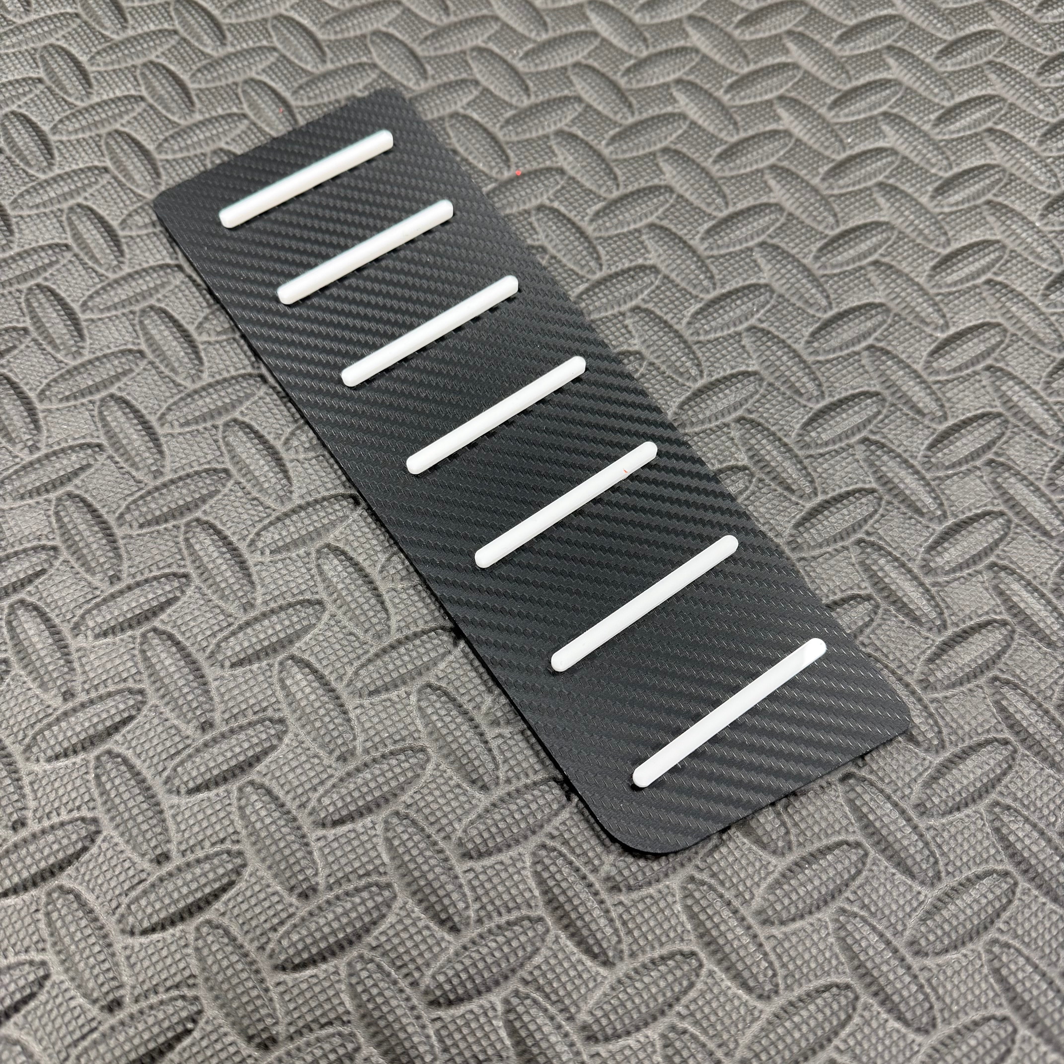 Proform Mk4/4.5 Focus ST Dead Pedal / Foot Rest Plate - Carbon Fibre Effect Back Plate with White Detail