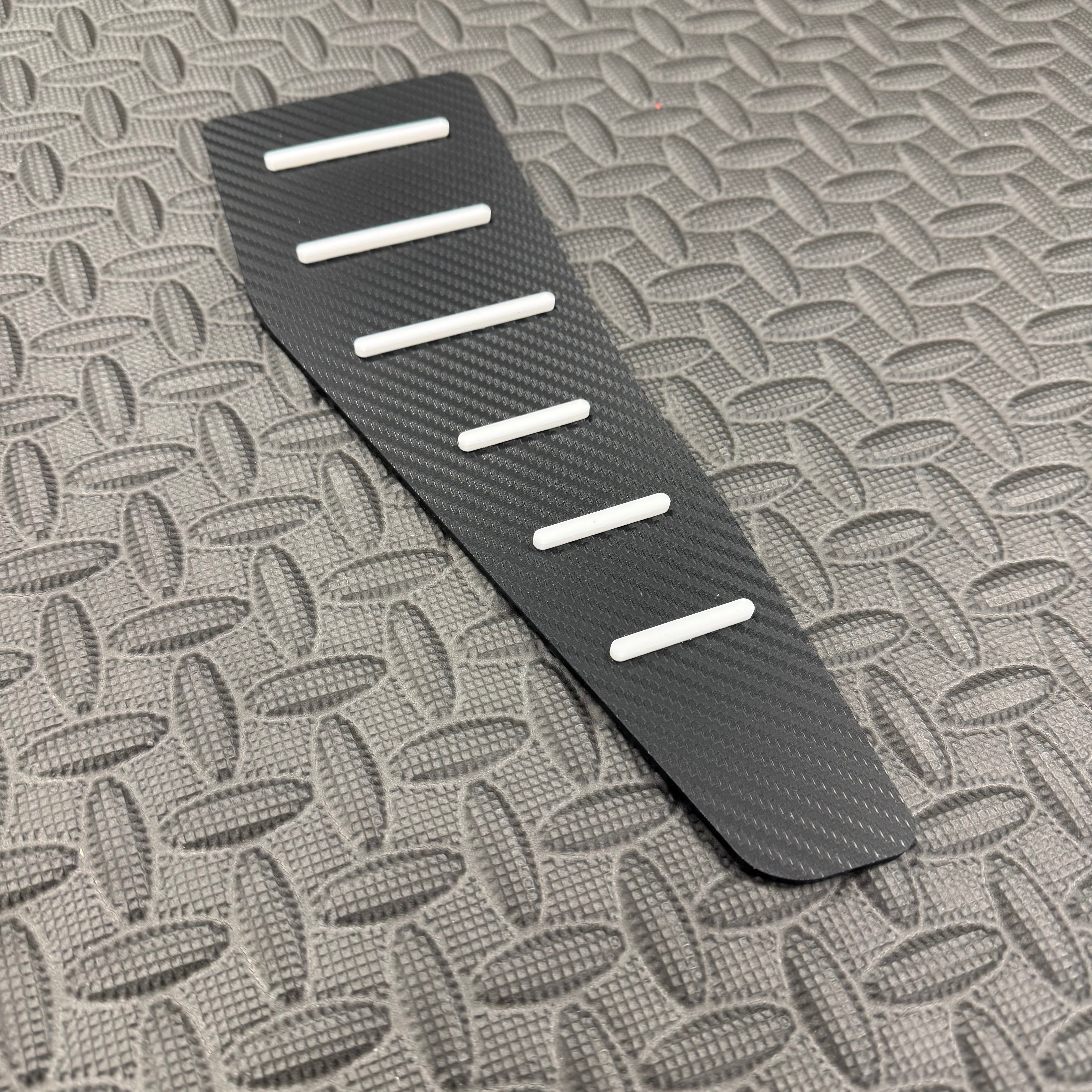 Proform Mk7/7.5 Golf GTI / R (Automatic) Dead Pedal / Foot Rest Plate - Carbon Fibre Effect Back Plate With White Detail