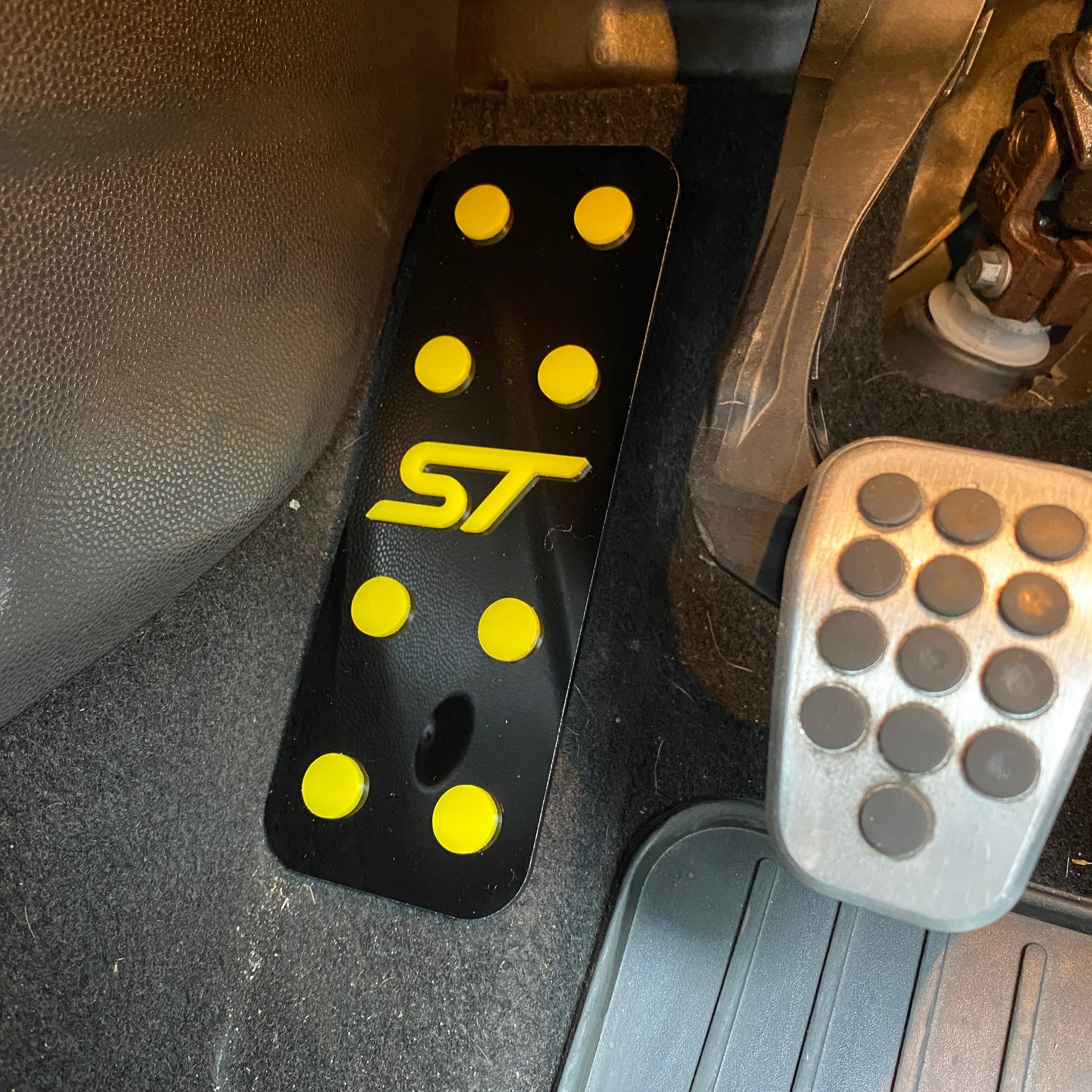 Fiesta st shop pedal covers