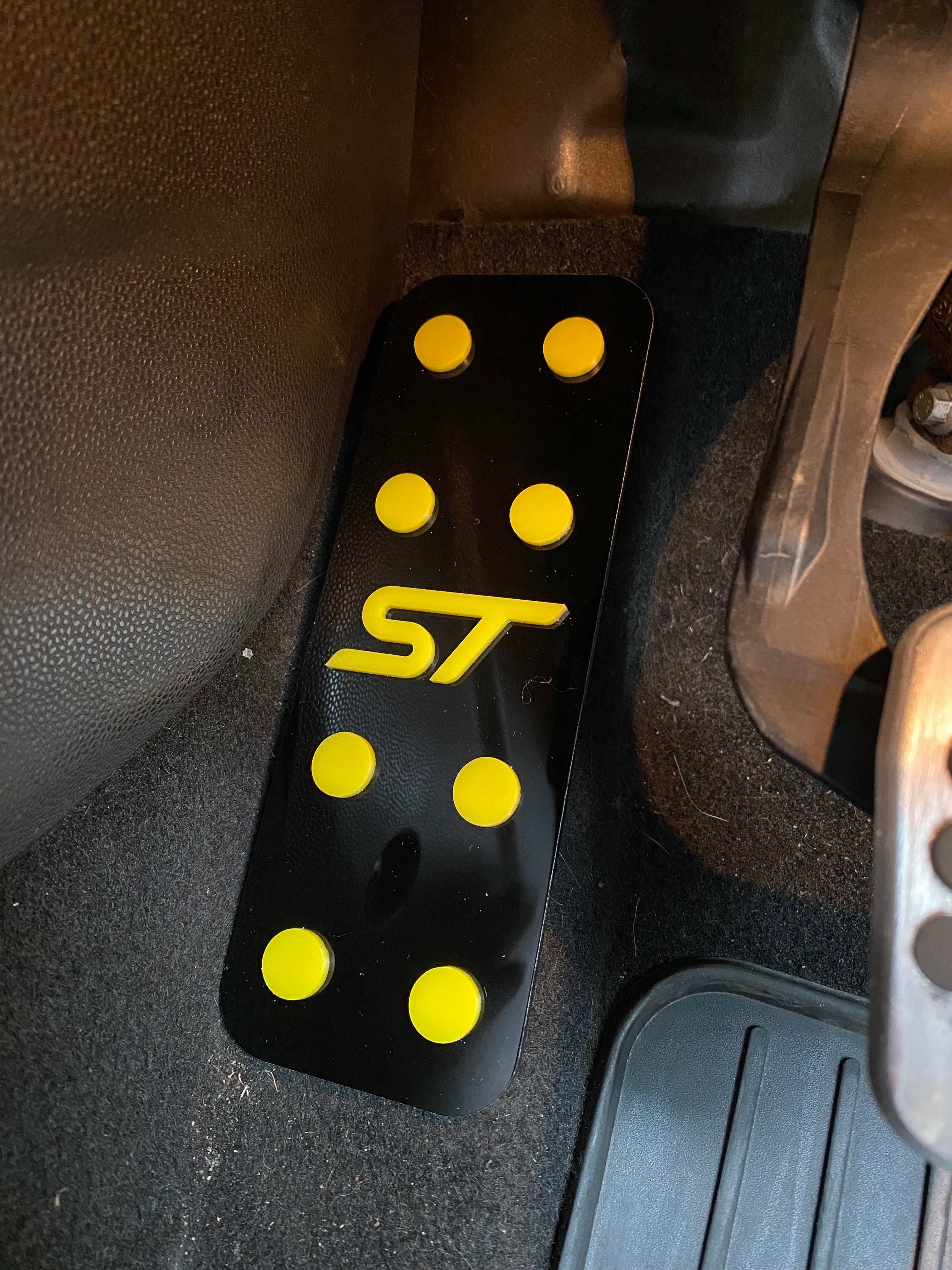 Ford fiesta store mk7 pedal covers