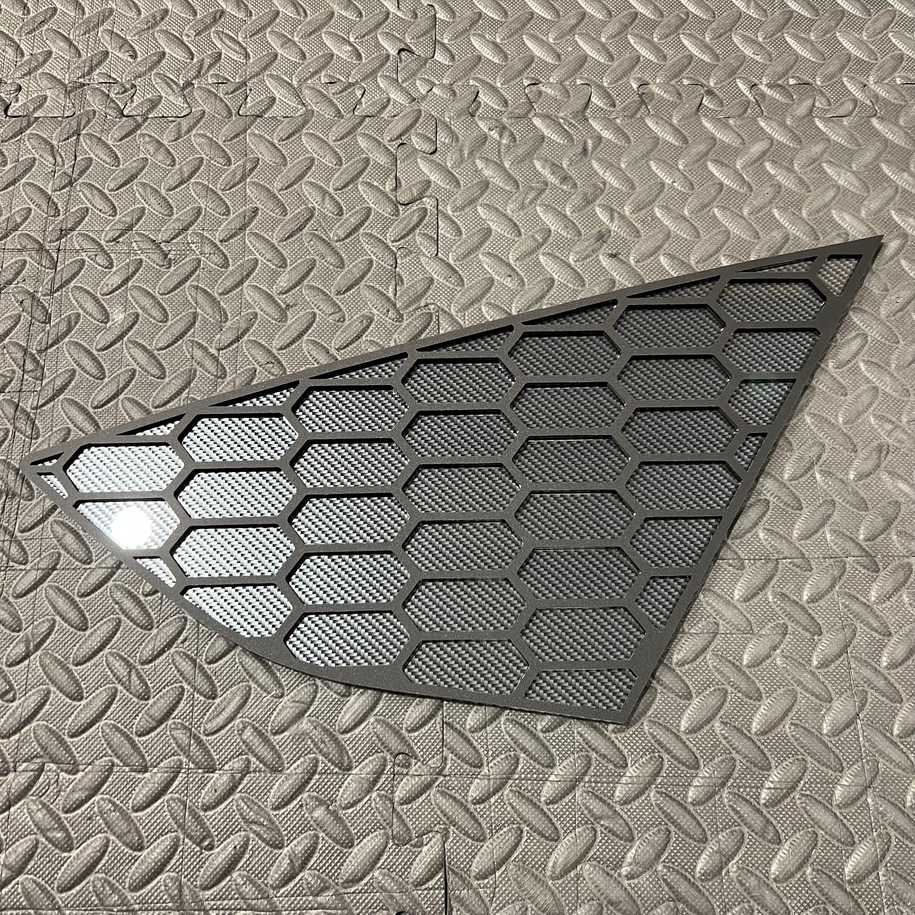 Mk3/3.5 Focus Rear Quarter Window Inserts (Pair) - Carbon Fibre Effect