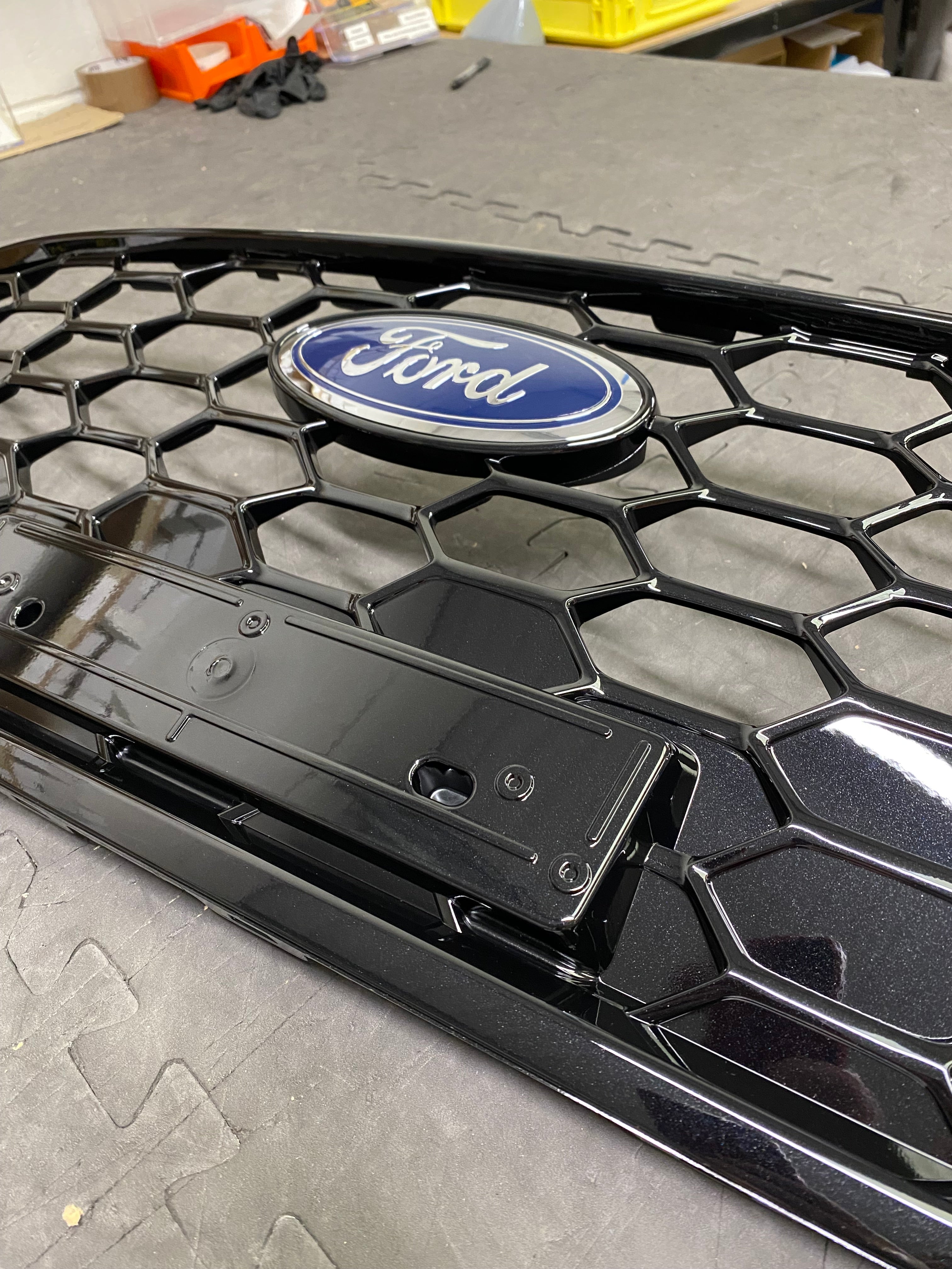 Genuine Ford Mk4.5 Focus ST Front Radiator Grille (Painted)