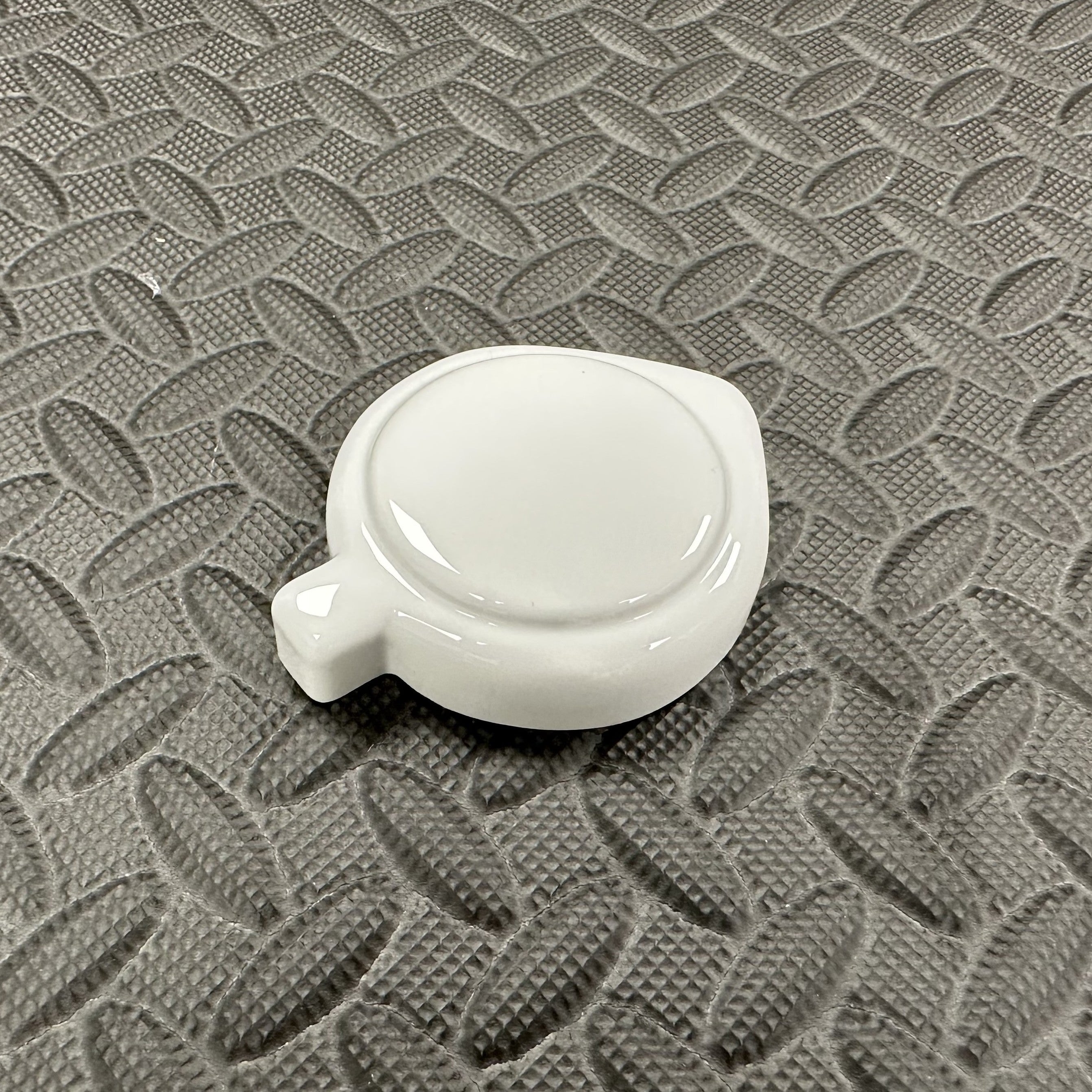 Cache-bouchon de réservoir de lave-glace Proform - Fiesta Mk8/8.5 et Puma Mk2 (finitions plastiques)