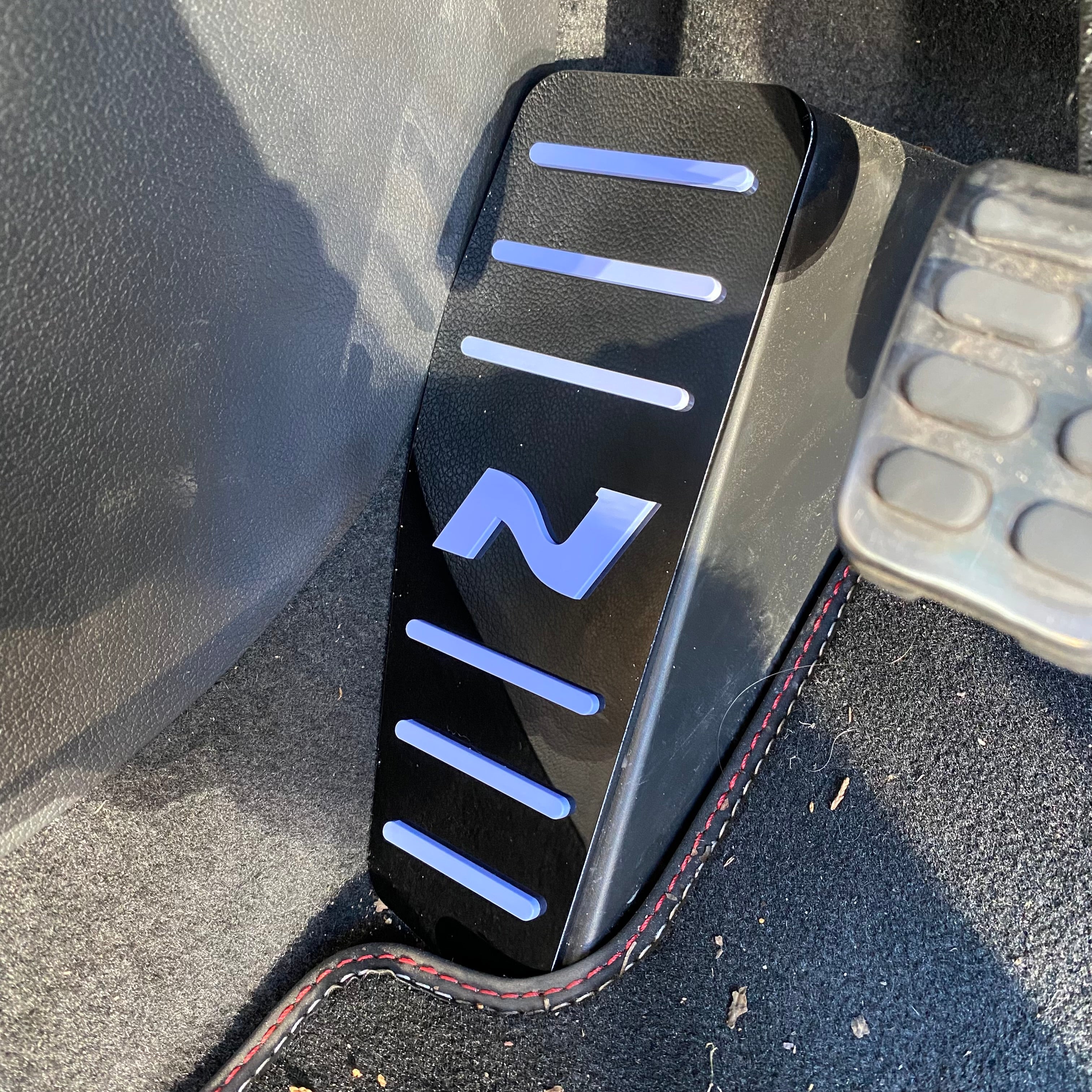 Hyundai i30N Dead Pedal / Foot Rest Plate (4D Acrylic)