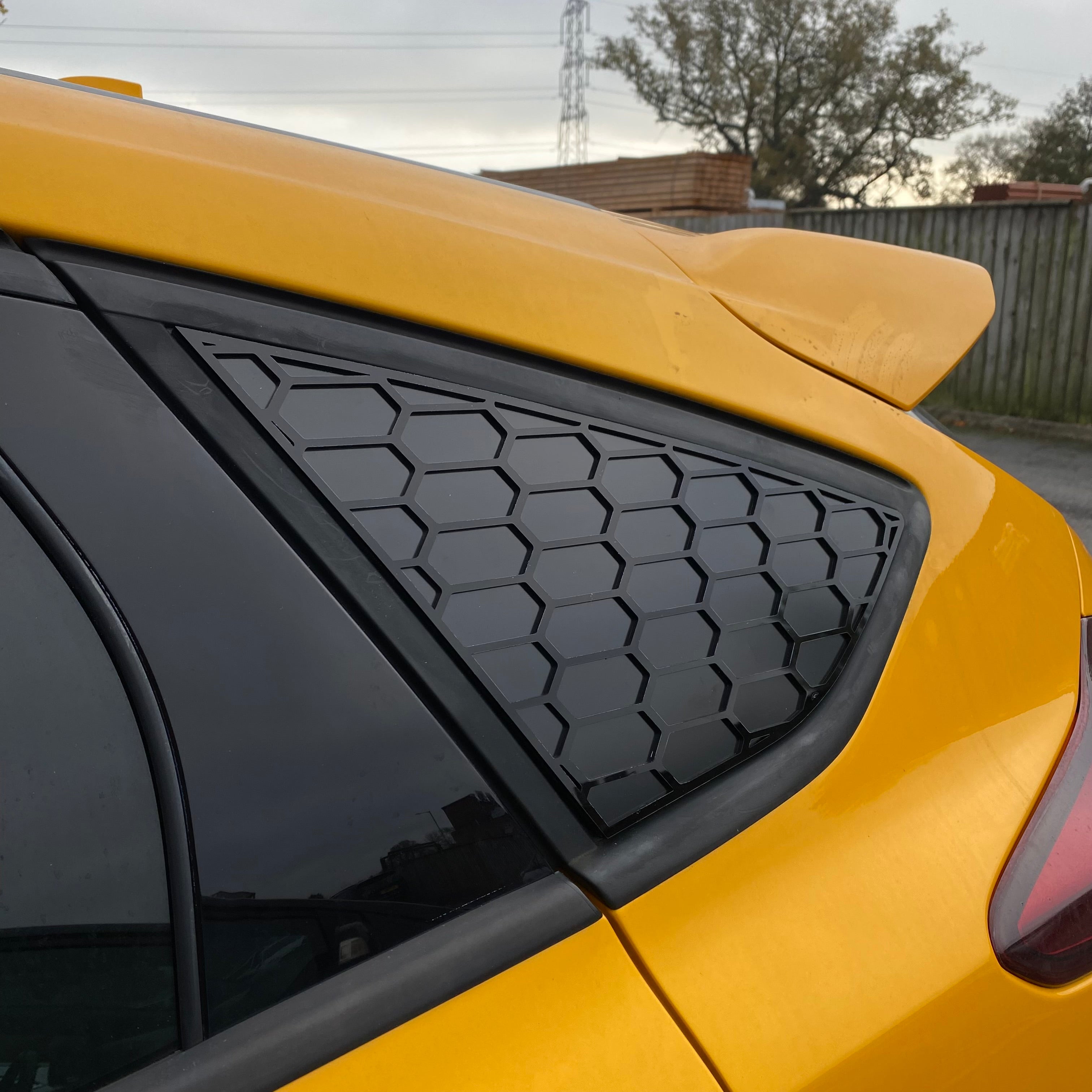 Mk3/3.5 Focus Rear Quarter Window Inserts (Pair)