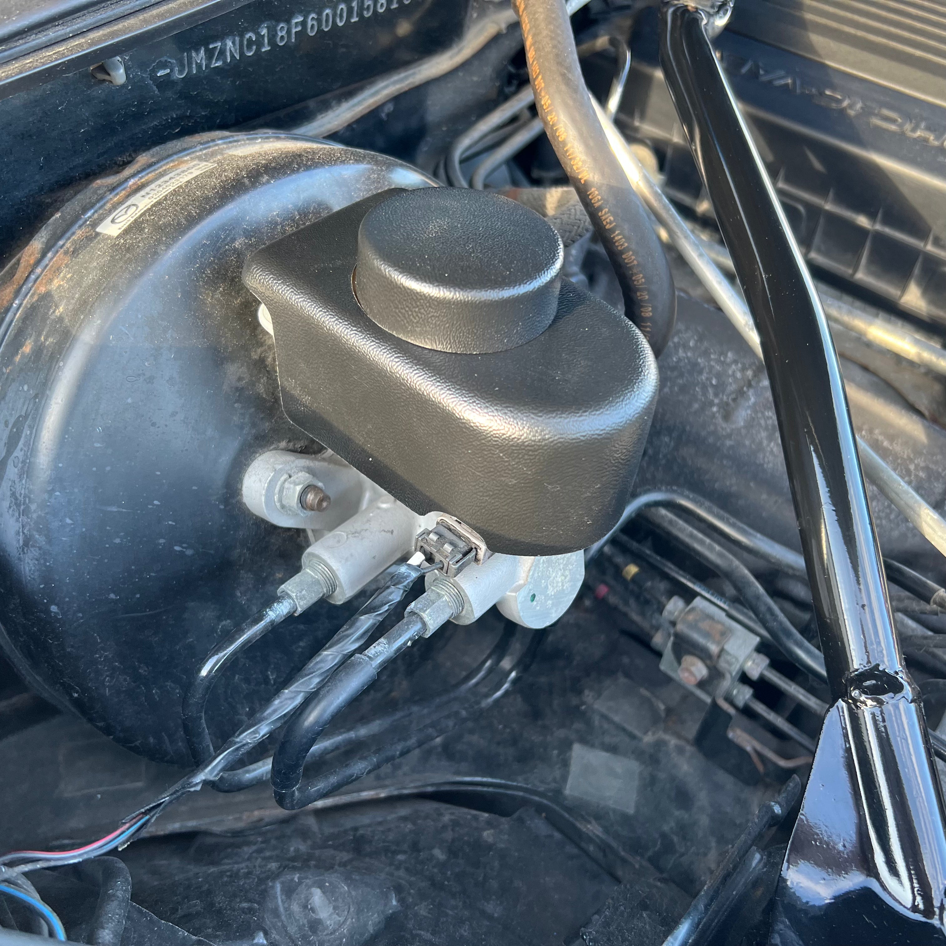 Proform Mazda MX5 Brake Reservoir Cover - Textured OEM Platstic