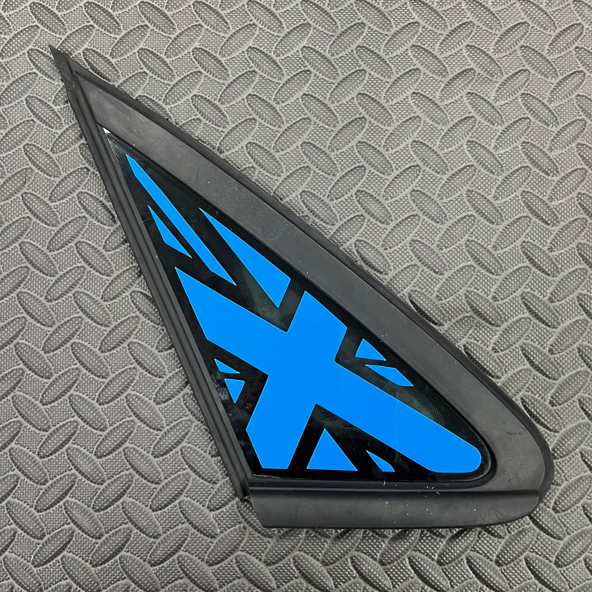 Mk2/2.5 Puma Acrylic Union Jack Rear Window Inserts - Light Blue (Azure Blue) Left Hand Side