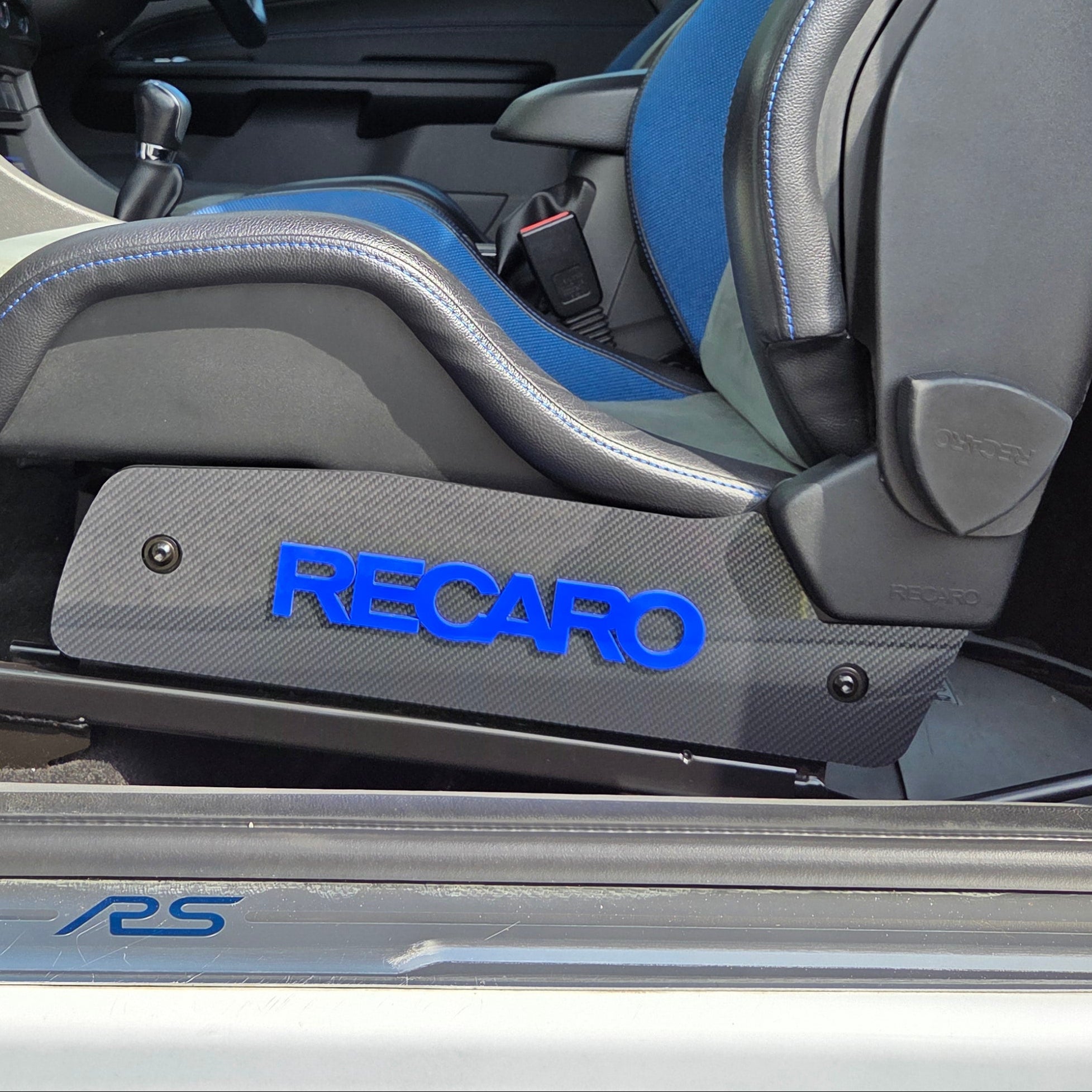 Proform Mk2.5 Focus RS Recaro Seat Plate Set - Deluxe Carbon Fibre Effect Plate with Medium Blue Detailing
