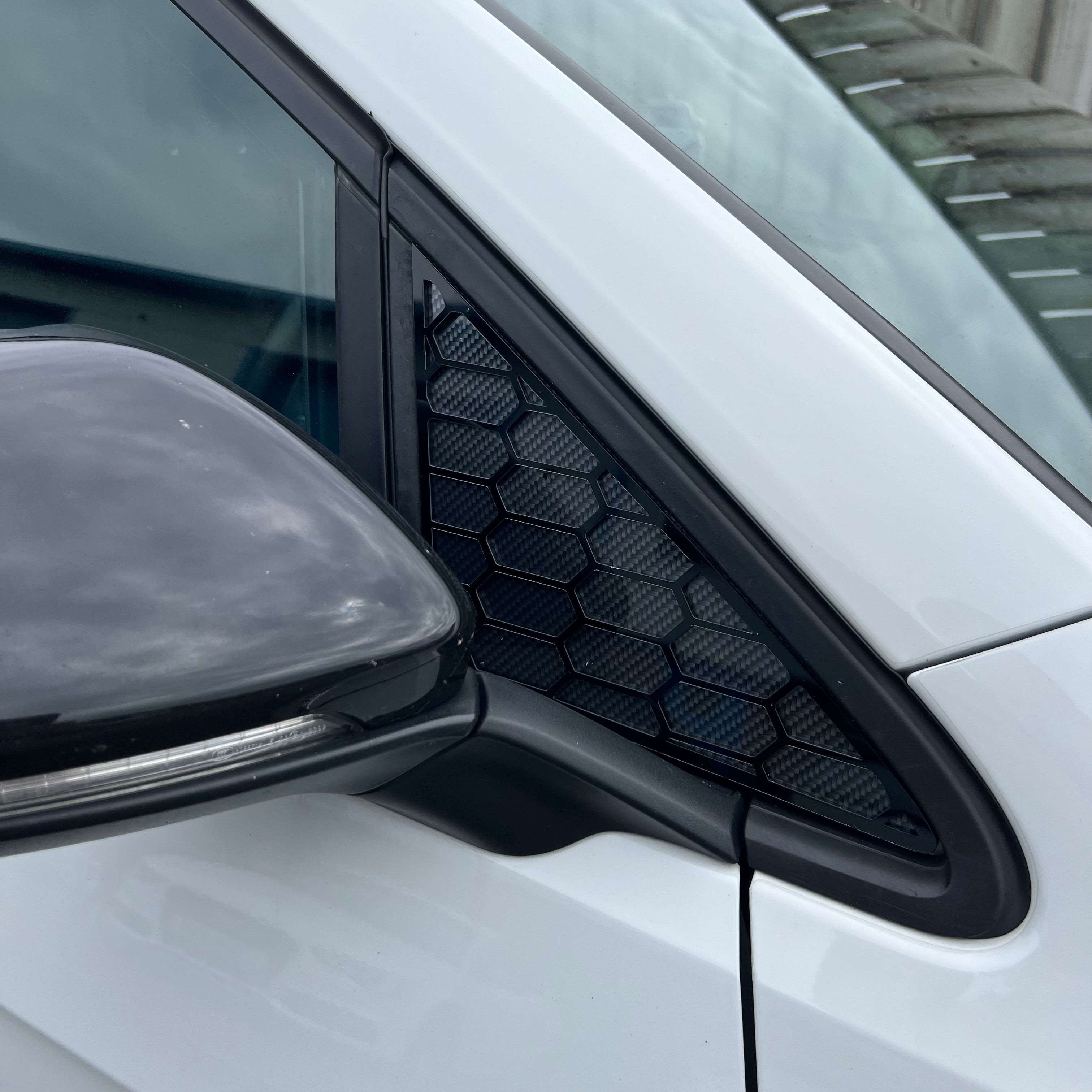 Mk7/7.5 VW Golf Acrylic Front Window Inserts (Pair) - Carbon Fibre Eff
