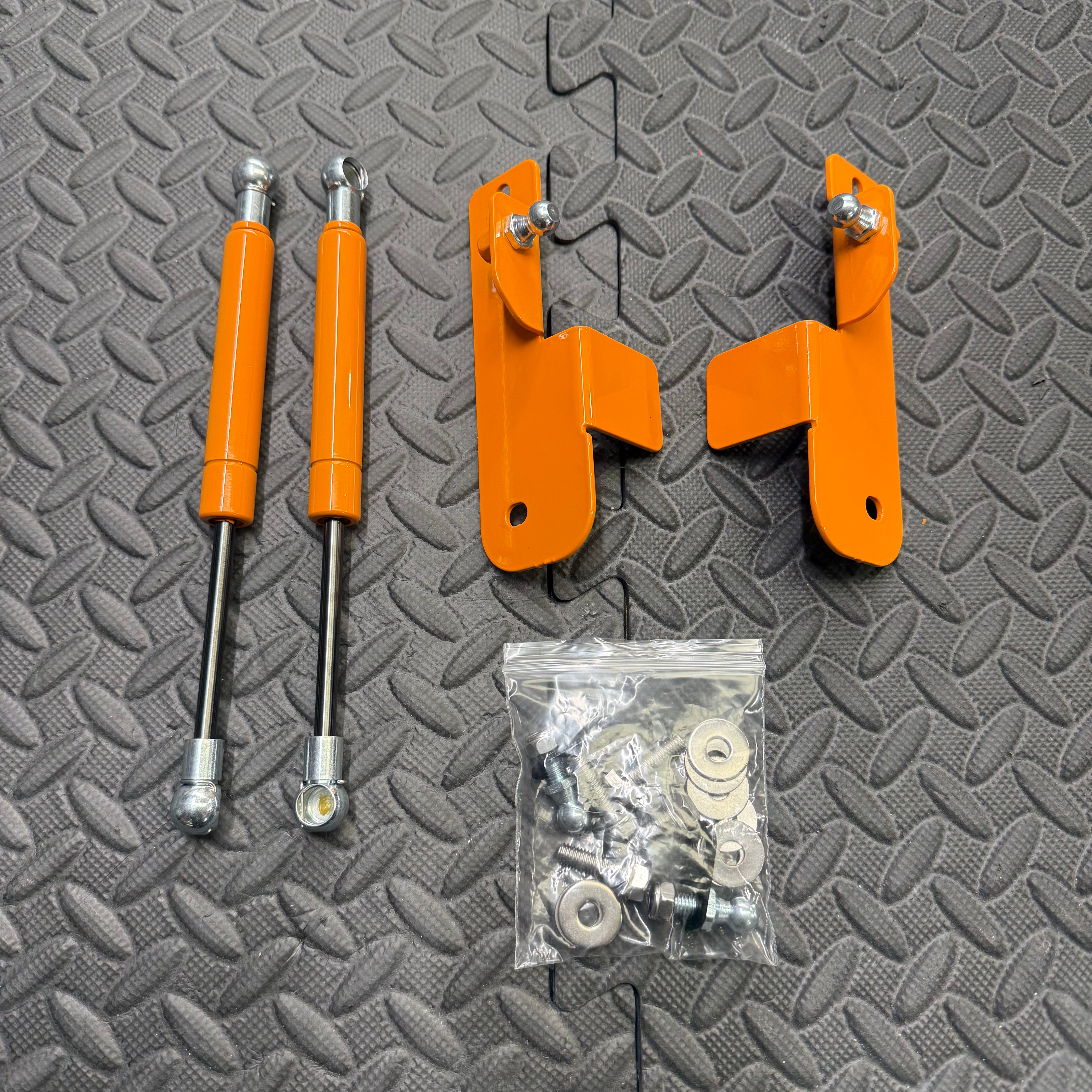 Mk8/8.5 Fiesta inc ST Gas Strut Bonnet Lifters - Painted Tief Orange