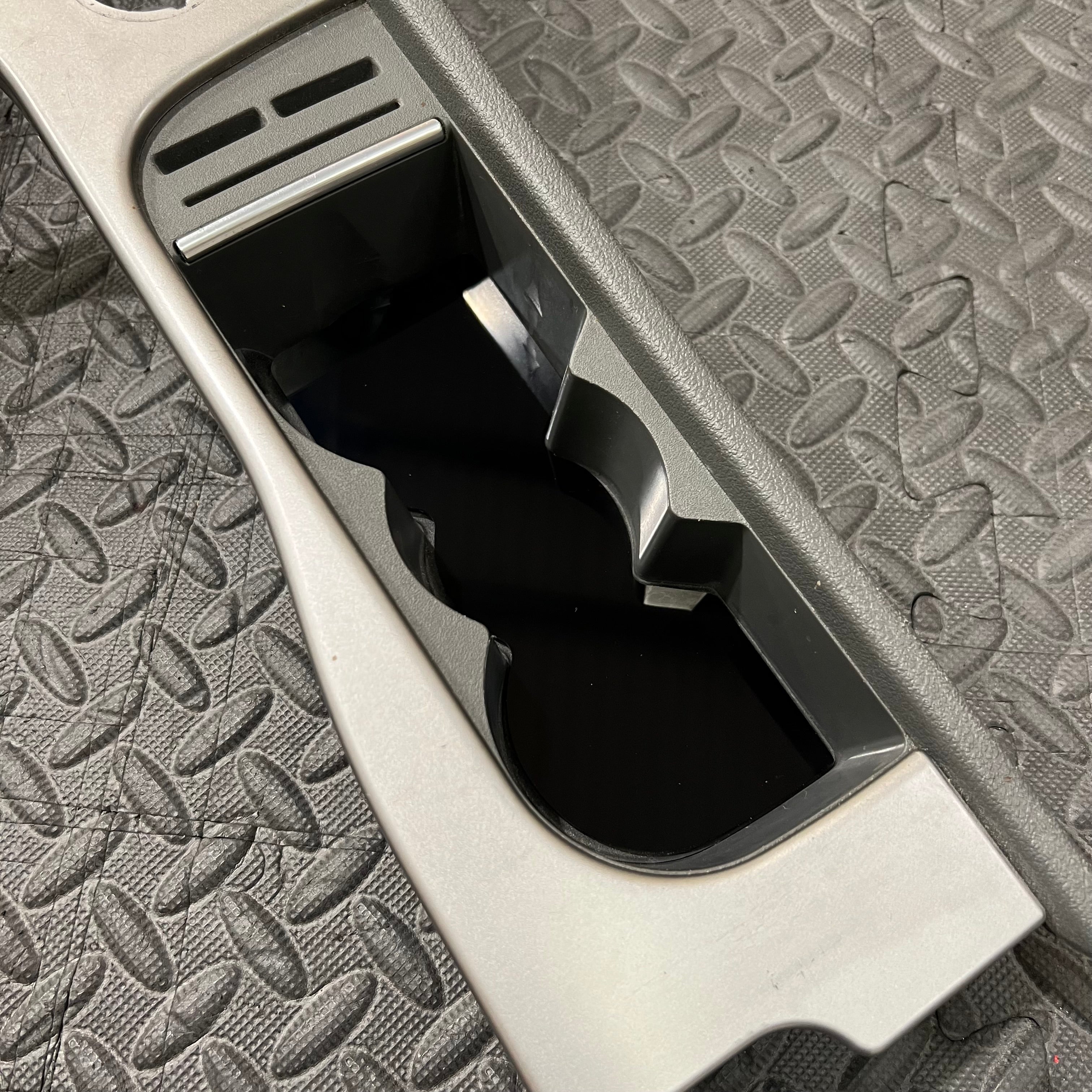 Proform - Mk2.5 Focus Cup Holder Insert Plate - Gloss Black Plastic