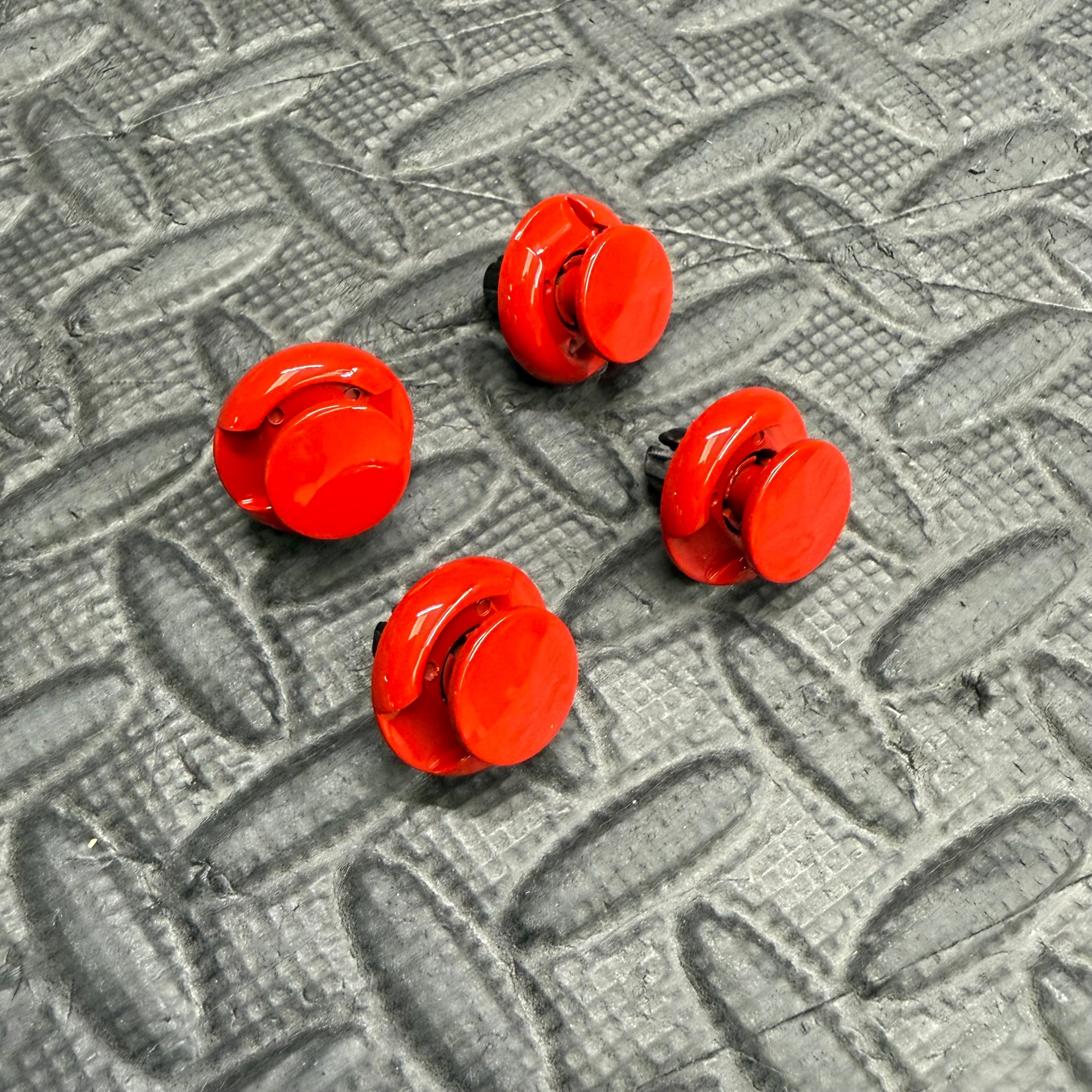 Ford Focus Plastic Push Clips For Mk3/3.5 Scuttle Panel - Painted Race Red