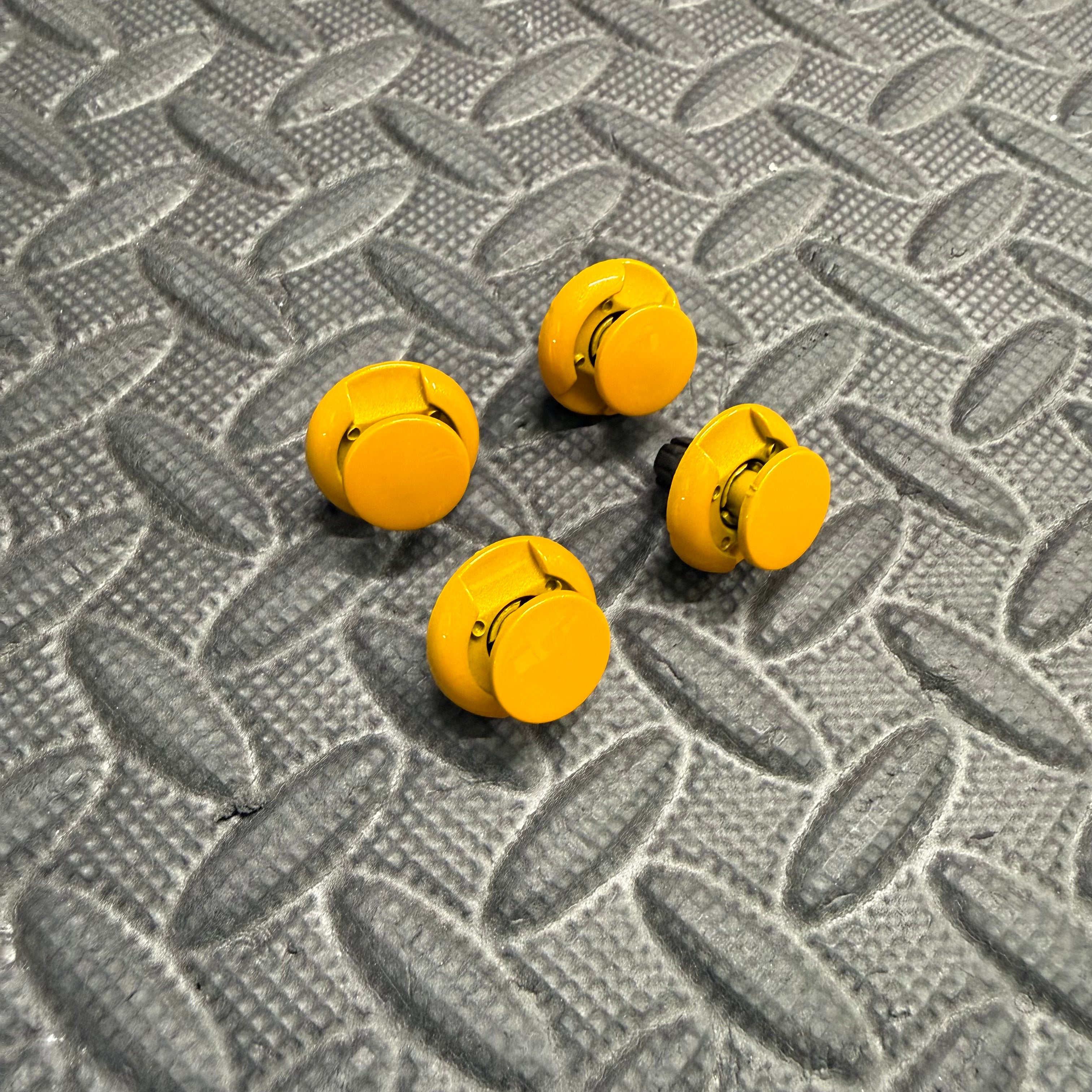 Ford Focus Plastic Push Clips For Mk3/3.5 Scuttle Panel - Painted Tangerine Scream