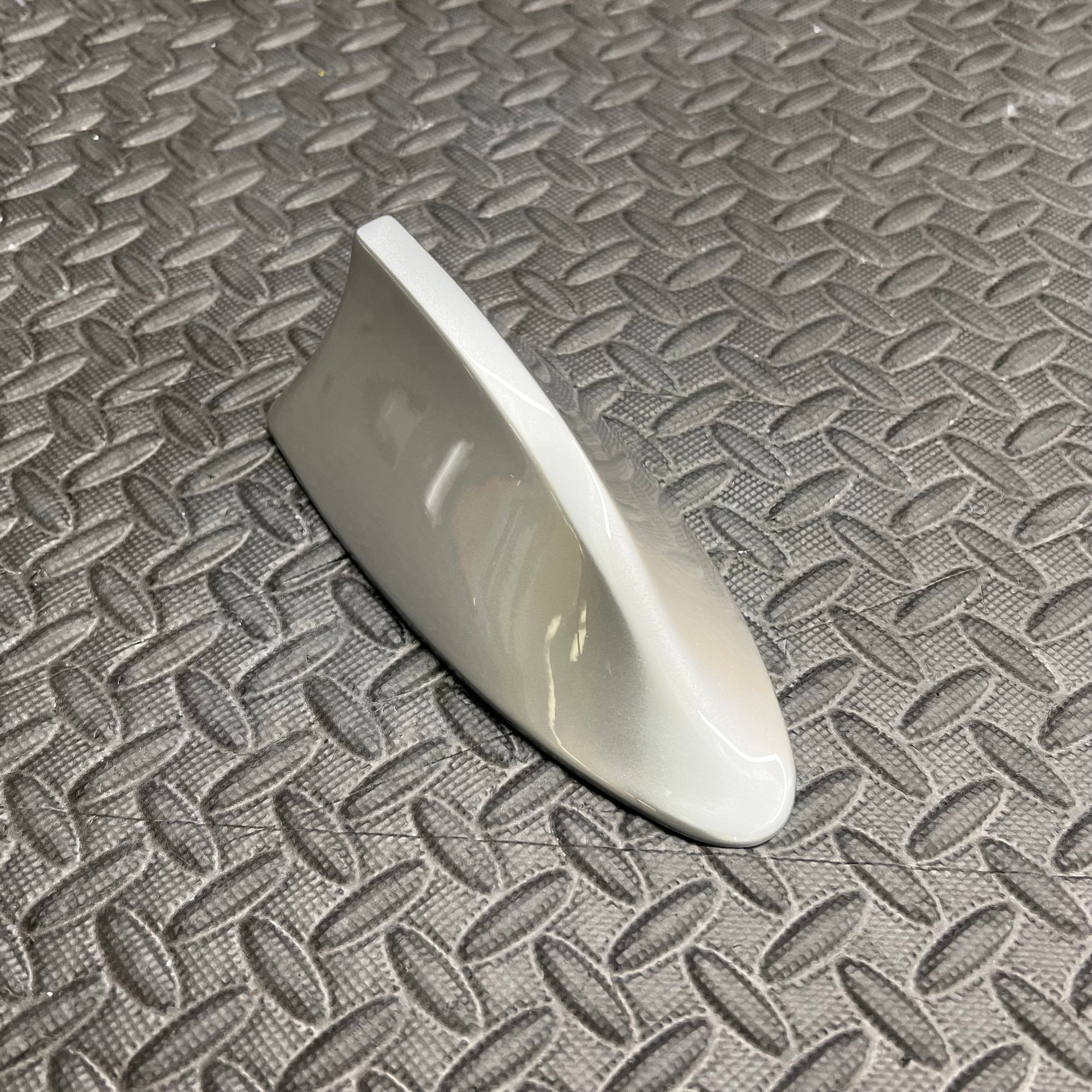 Shark Fin Aerial Mk3/3.5 Ford Focus / Mk8 Ford Fiesta - Painted Moondust Silver