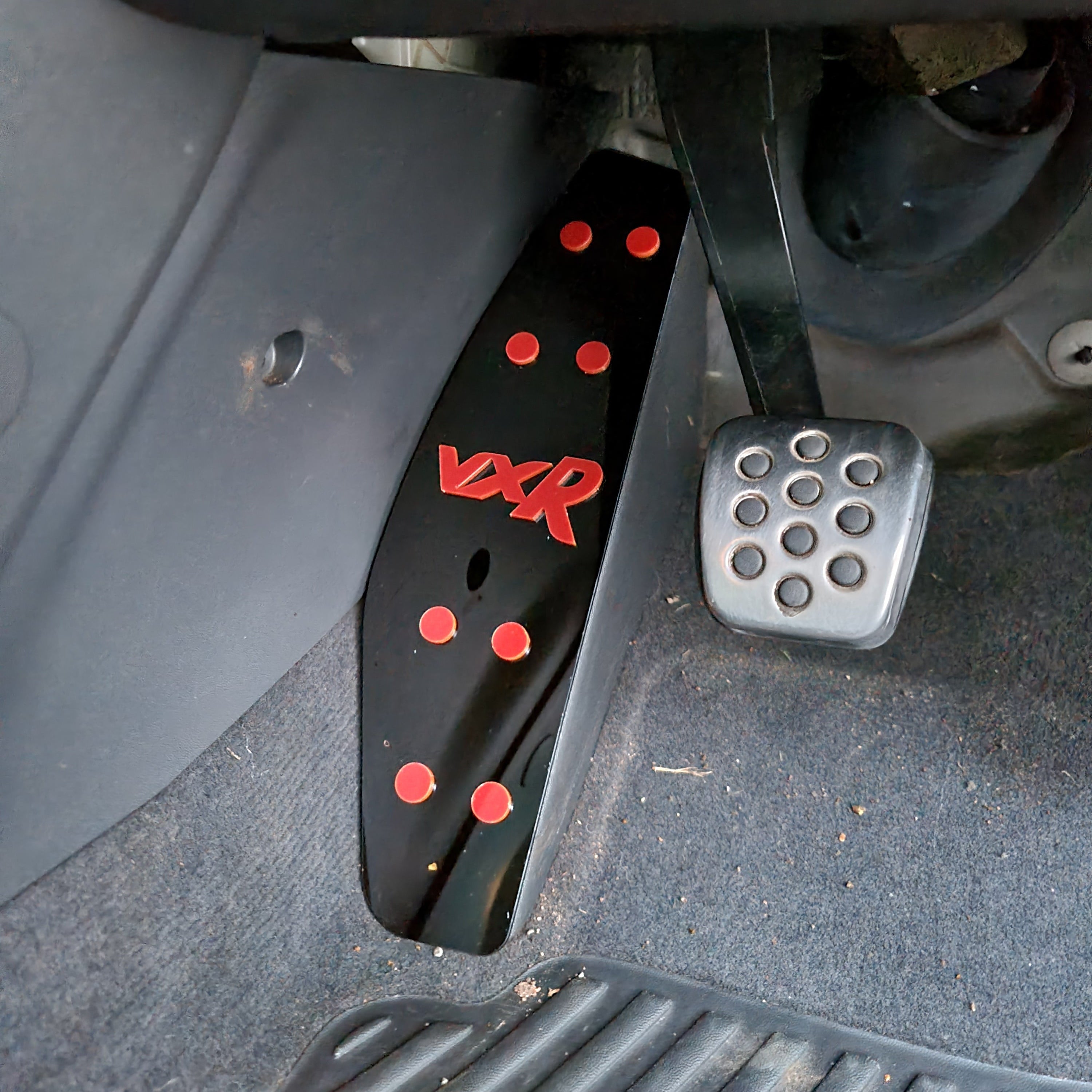 Dead Pedal / Foot Rest Plate - Vauxhall Vectra VXR