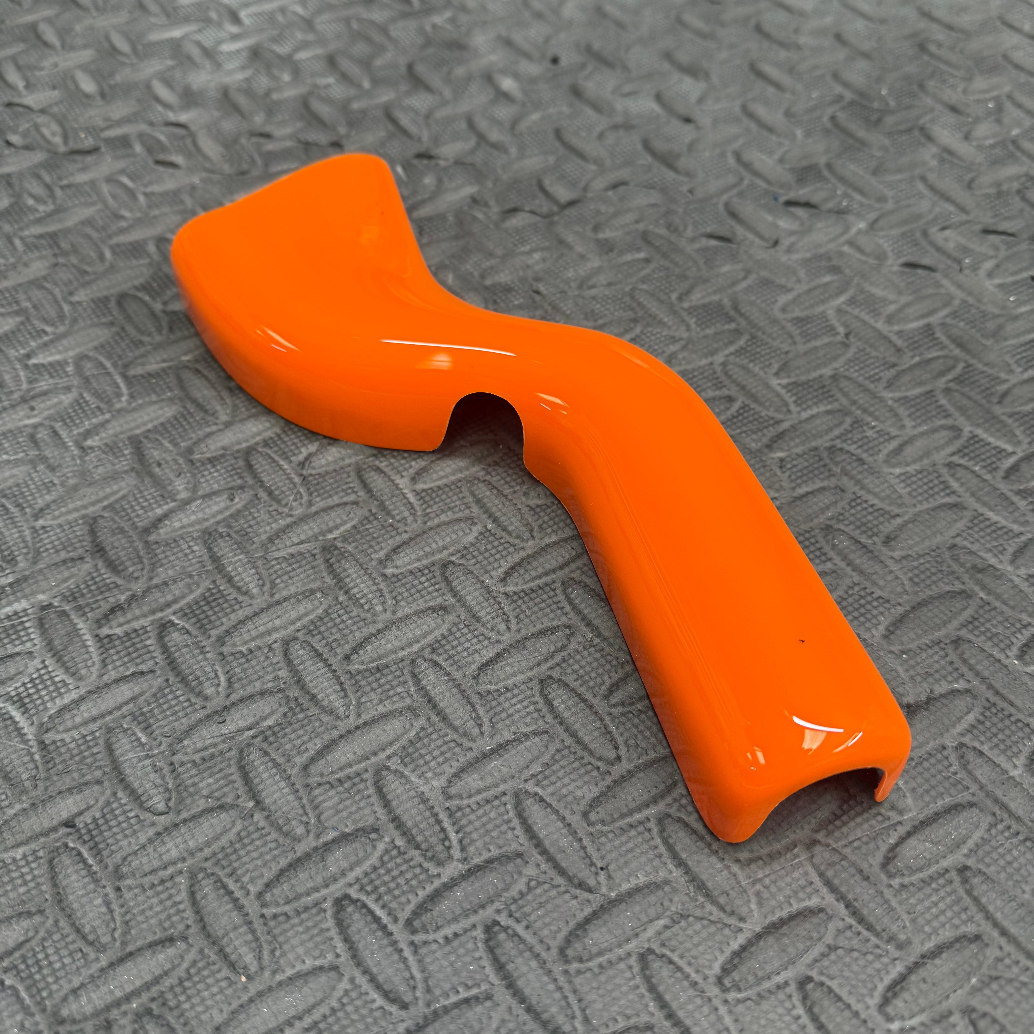 Proform Rear Air Conditioning (A/C) Cover - Fiesta Mk8/8.5 ST & Mk2 Puma ST 1.5 Engine - Gloss Orange Plastic