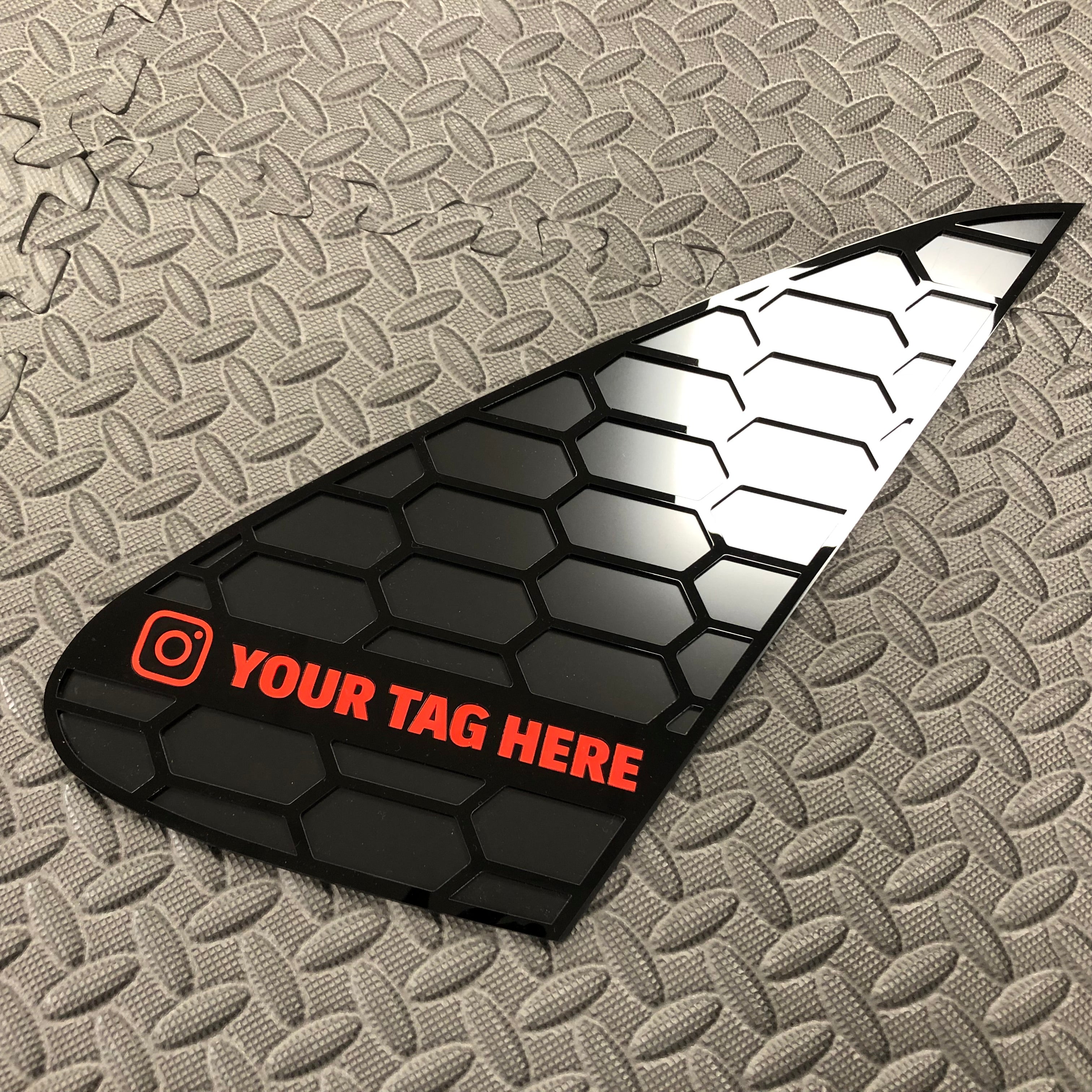 Hyundai i30 Hatchback Rear Quarter Window Inserts (Pair) - Custom Social Media Tag