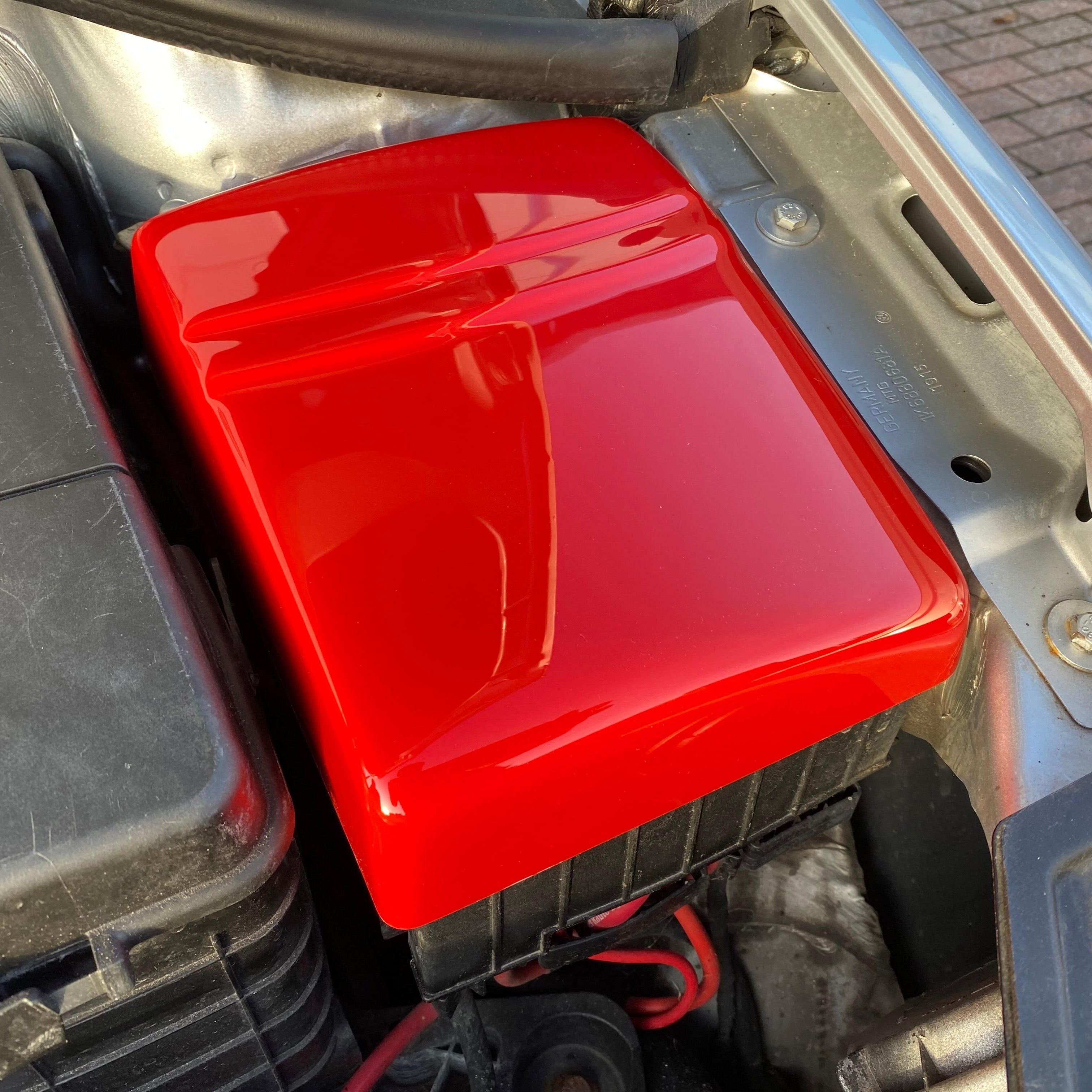 Proform VAG Fuse Box Cover - Gloss Red Plastic