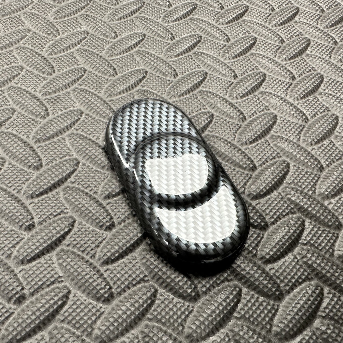 Proform Screen Washer Bottle Cap Cover - Ford Focus Mk1 - Deluxe Carbon Fibre Effect Plastic