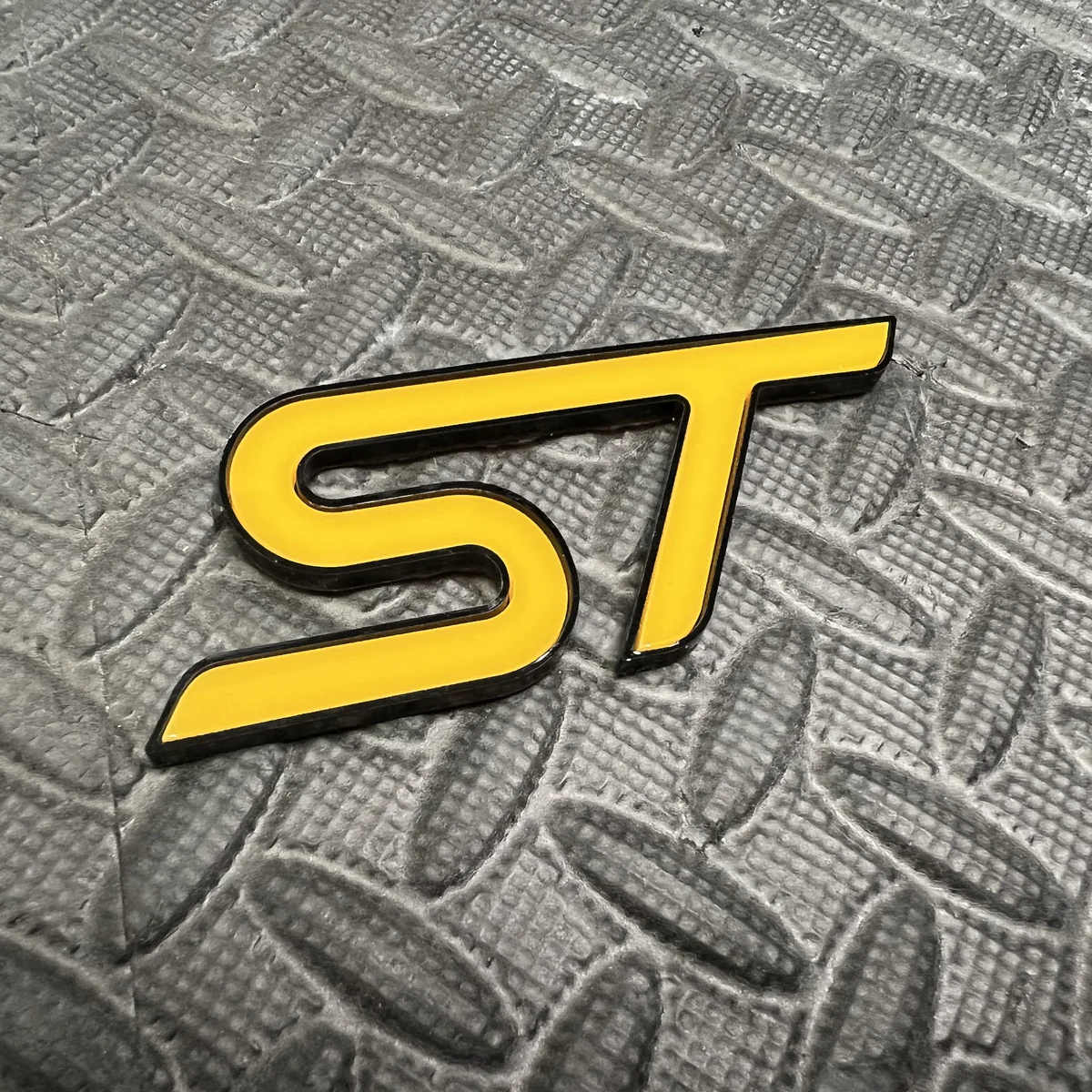 Proform Engine Cover Badge Plates With 3D Logo - Mk3/3.5 Focus ST