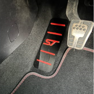 Mk7.5/Mk8/8.5 Fiesta & Mk2/2.5 Focus Dead Pedal / Foot Rest Plate (4D Acrylic)