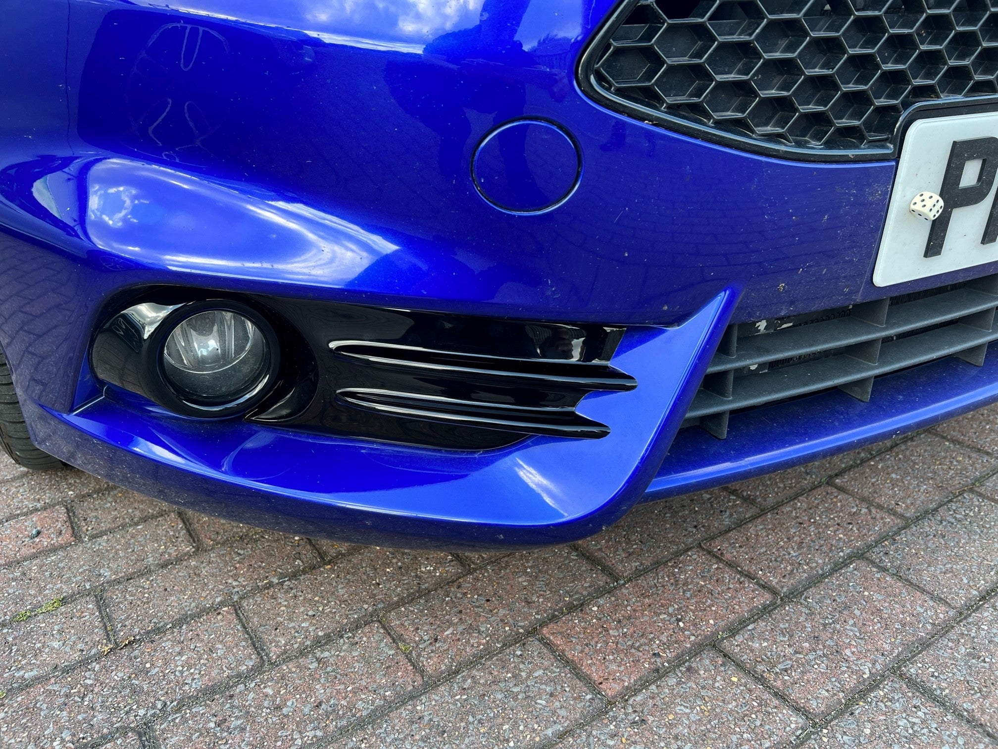 FOG SURROUND OVERRIDERS | FIESTA MK7.5 / ST180 / ST200 FOG SURROUND OVERRIDERS | FIESTA MK7.5 / ST180 / ST200