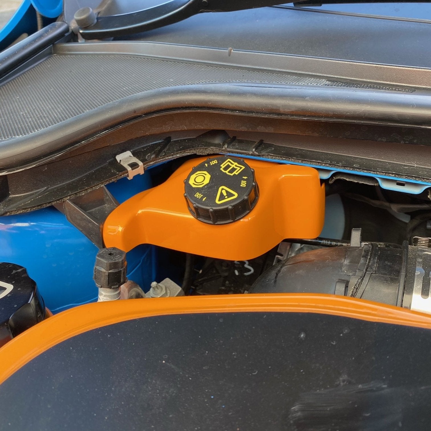 Proform Brake Reservoir Cover - Mk4/4.5 Focus ST - Painted Orange Fury - Right Hand Drive