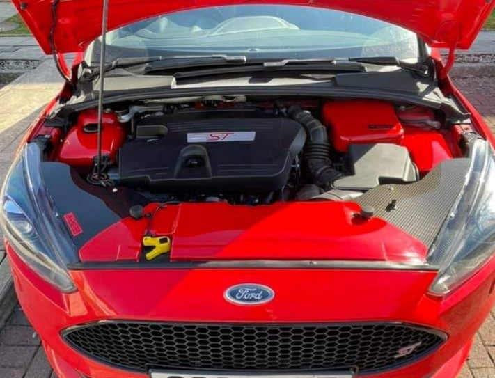 Proform Slam Panel Cover - Mk3.5 Focus - Gloss Red Plastic